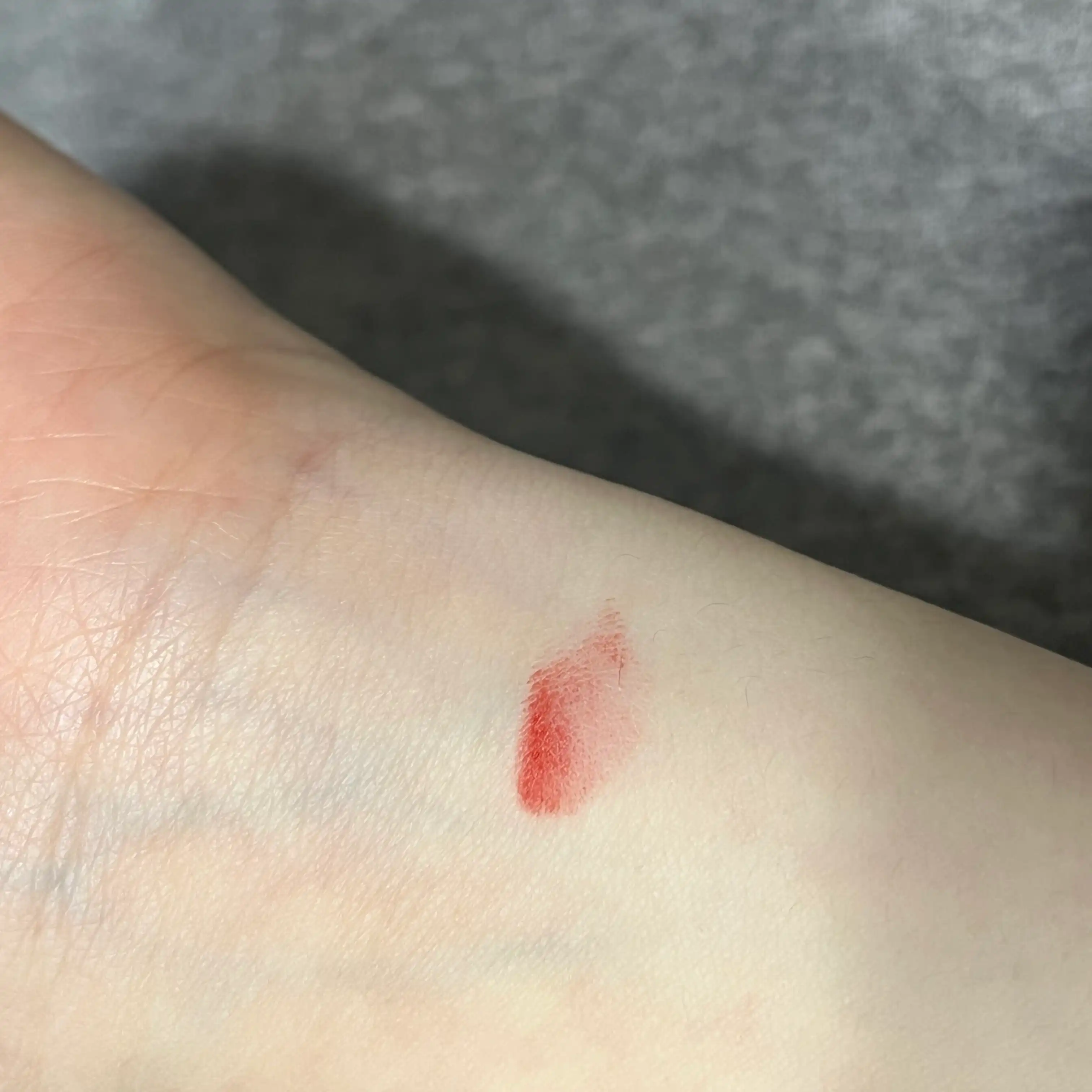 언니의파우치 리뷰 이미지 3 - [로쏘 발렌티노 매트 미니]