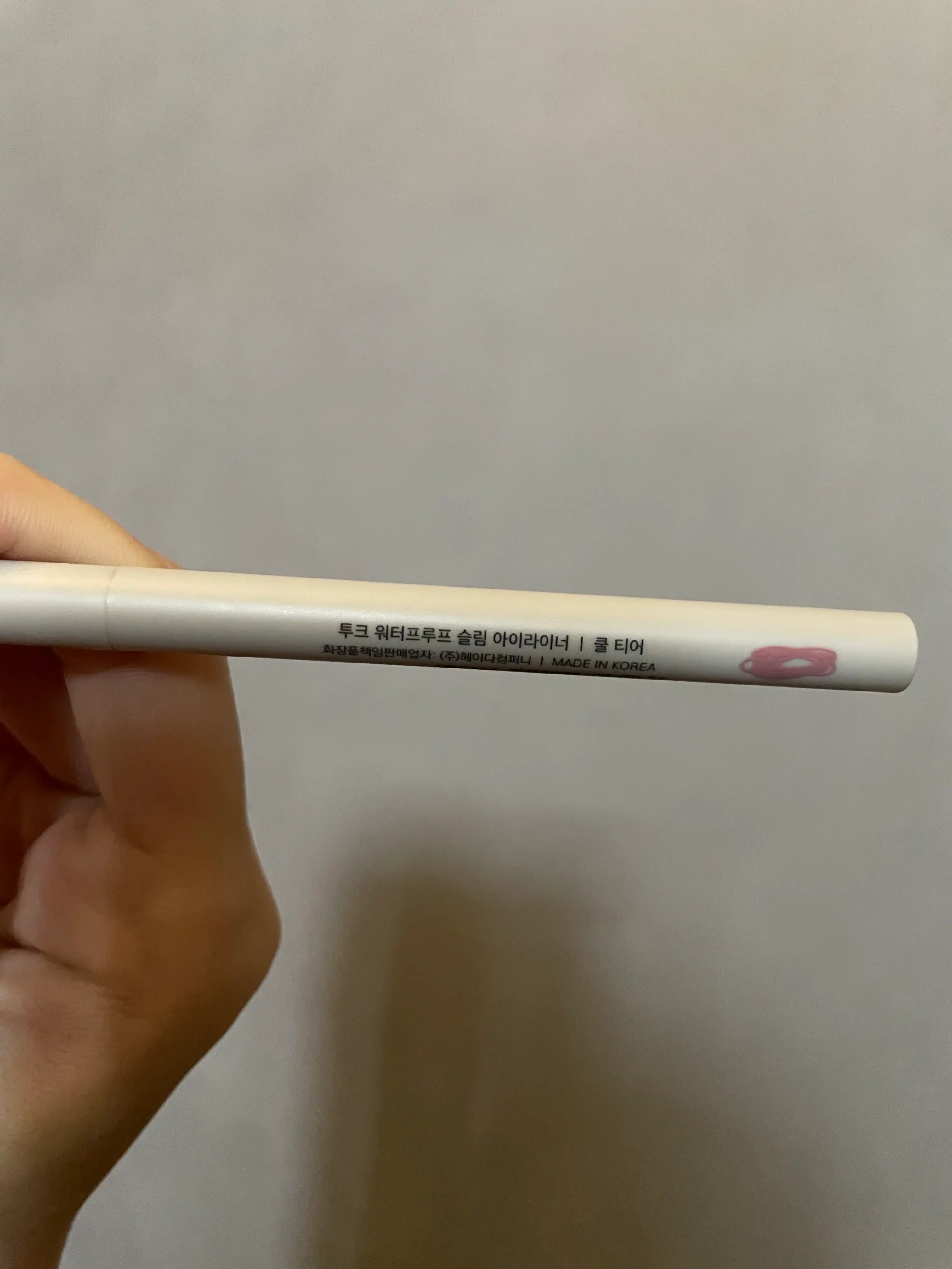 언니의파우치 리뷰 이미지 2 - [워터프루프 슬림 아이라이너]