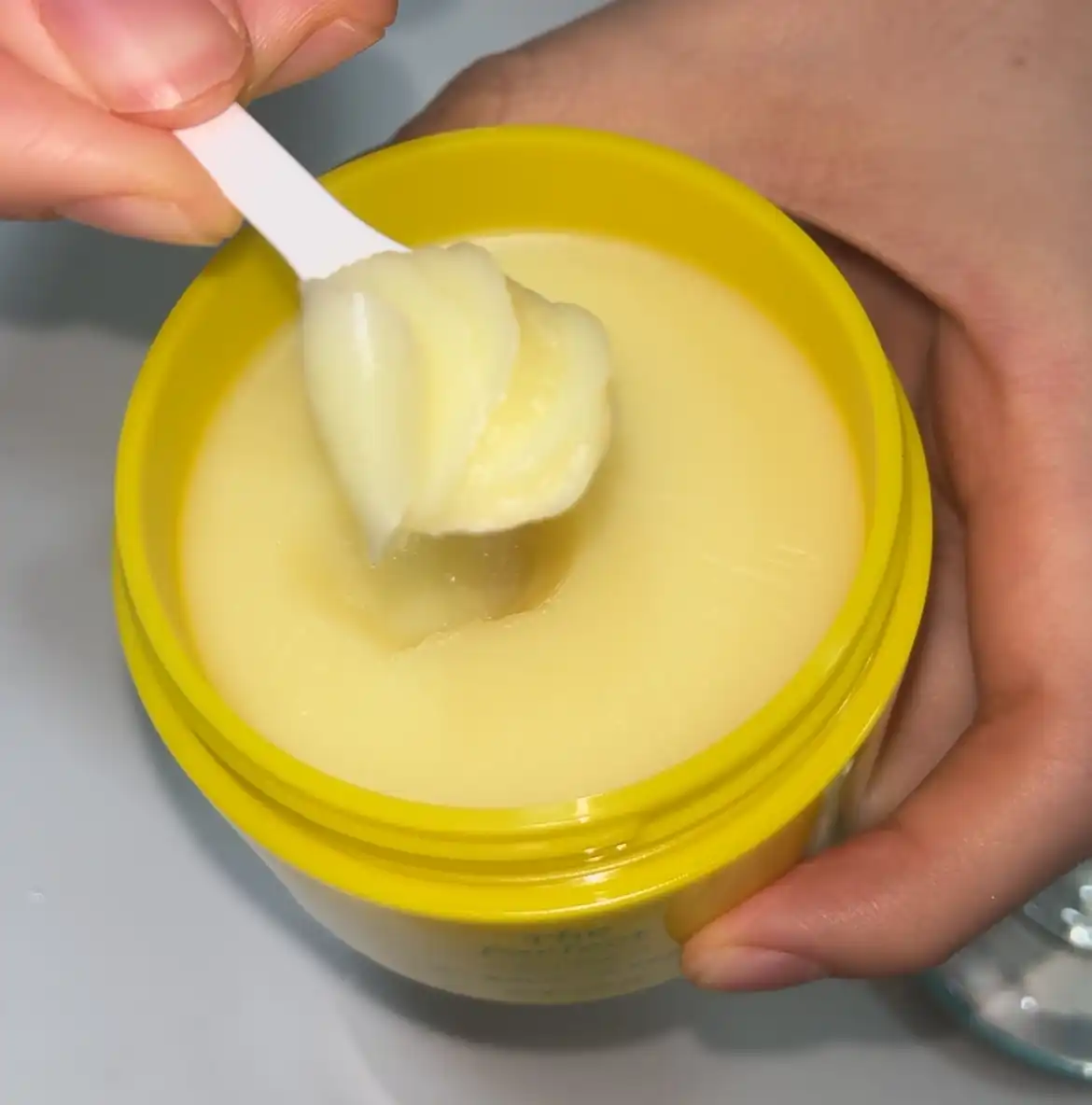 언니의파우치 리뷰 이미지 2 - [더 퍼펙트 오일 밤 투 폼]