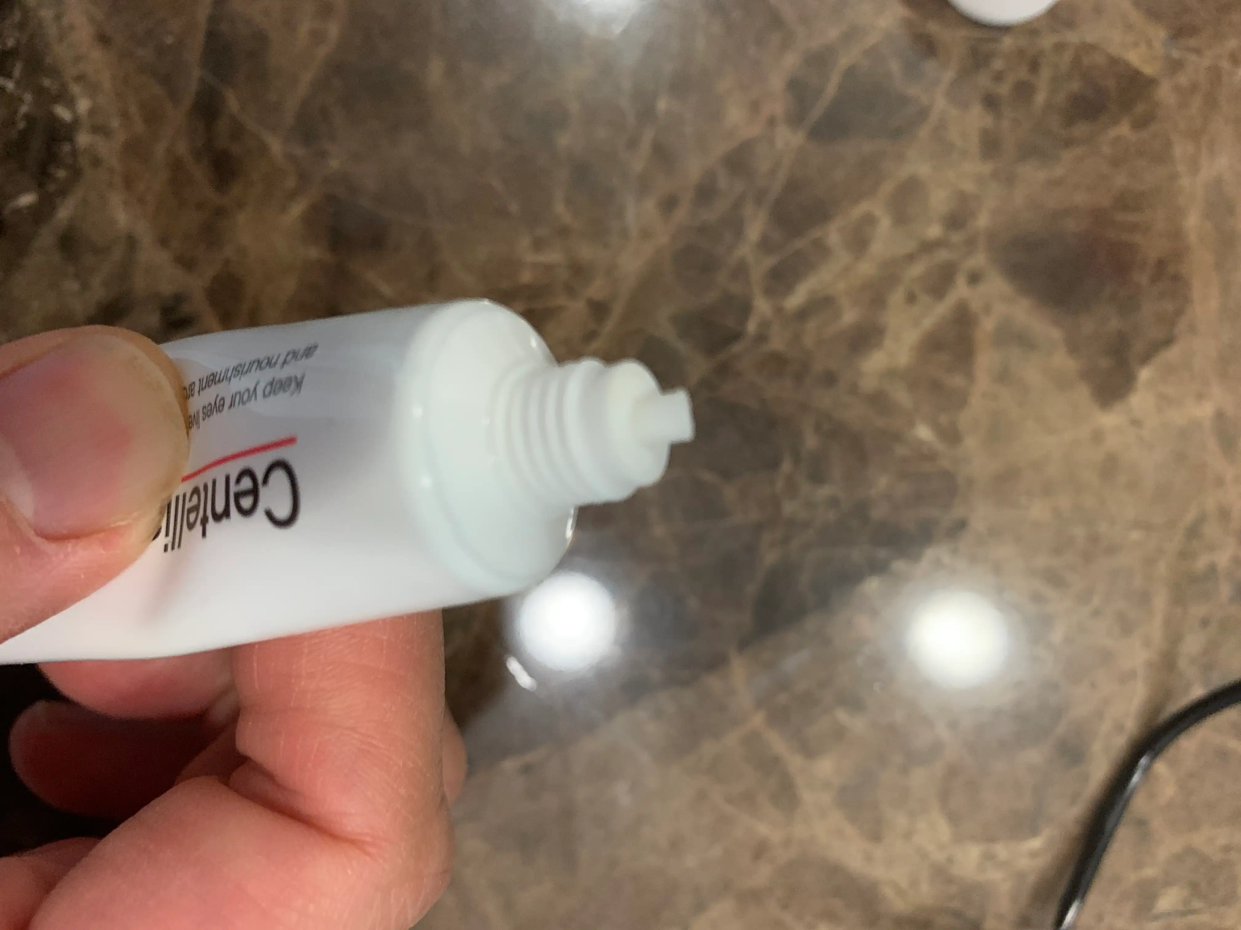 언니의파우치 리뷰 이미지 2 - [마데카 인텐스 리프팅 아이크림]