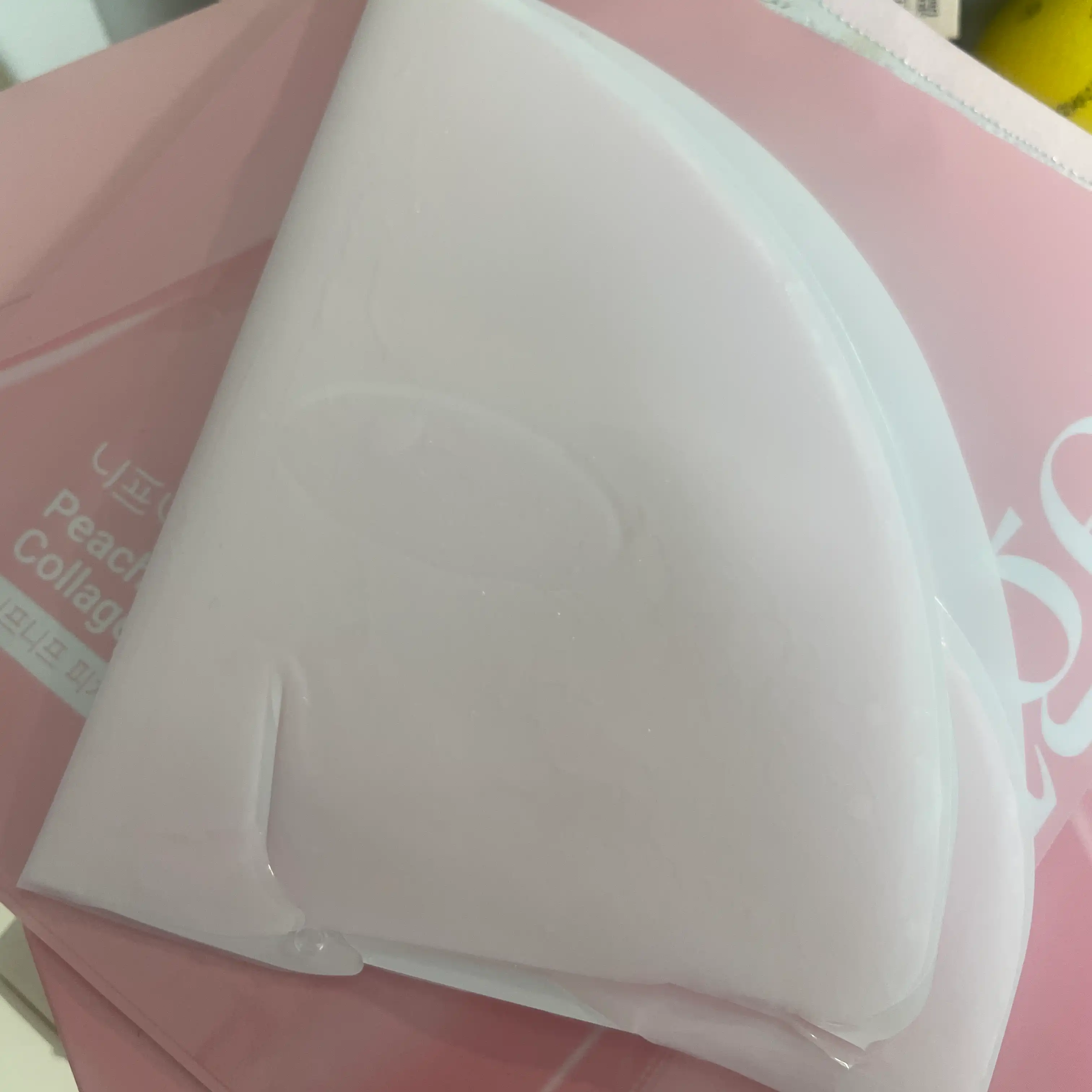 언니의파우치 리뷰 이미지 2 - [피치 핏 콜라겐 겔 마스크]