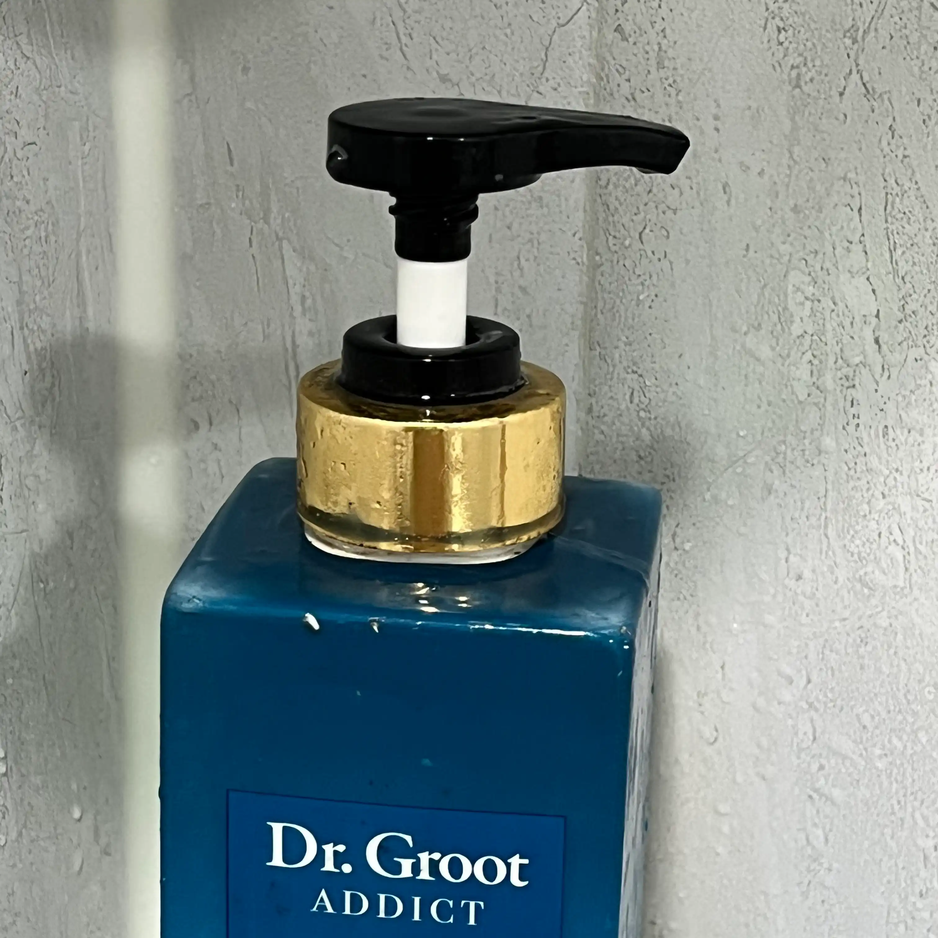 언니의파우치 리뷰 이미지 3 - [애딕트 샴푸 [라임 바질 앤 만다린]]