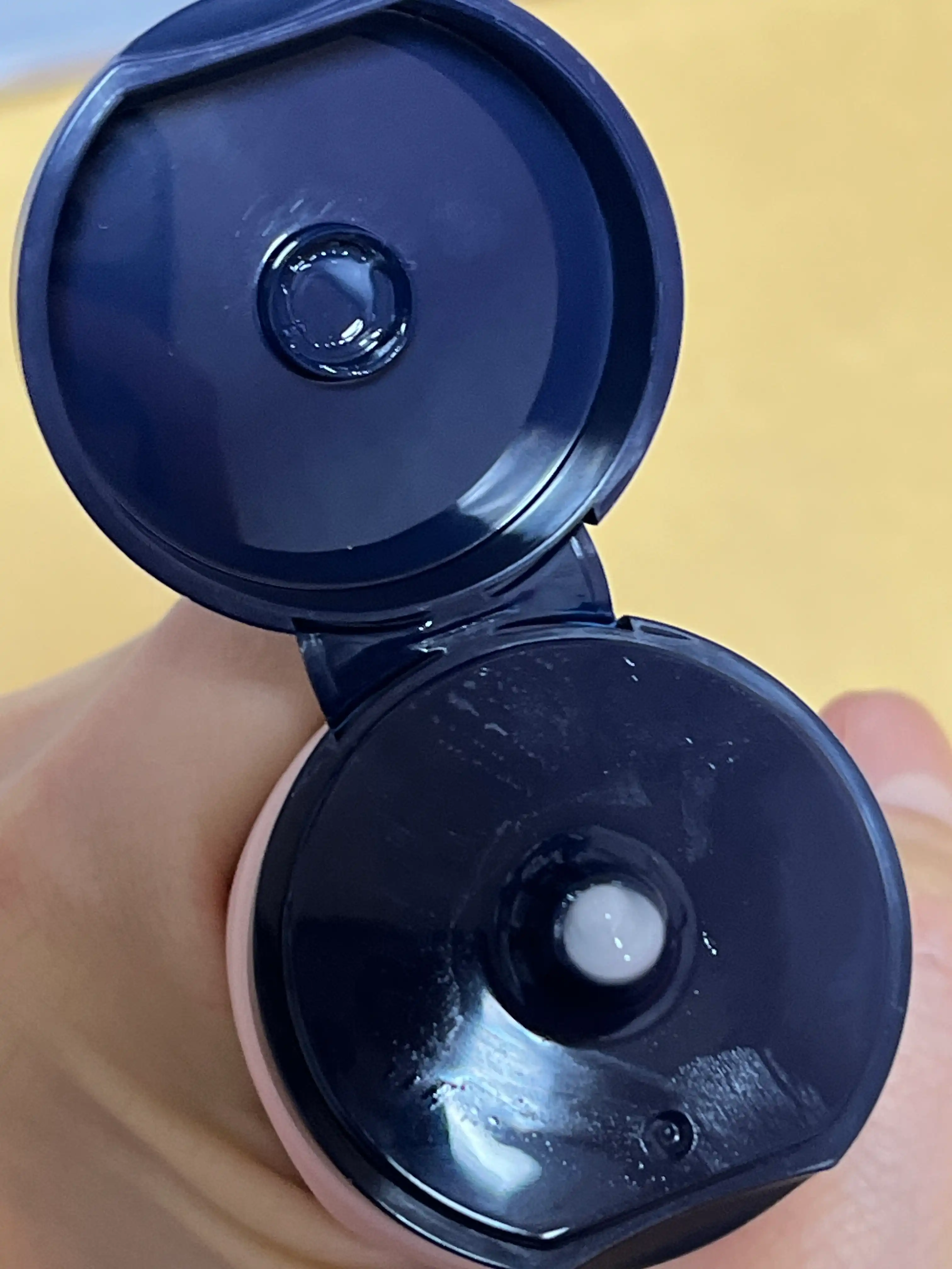 언니의파우치 리뷰 이미지 3 - [볼륨 업 컬링 에센스]