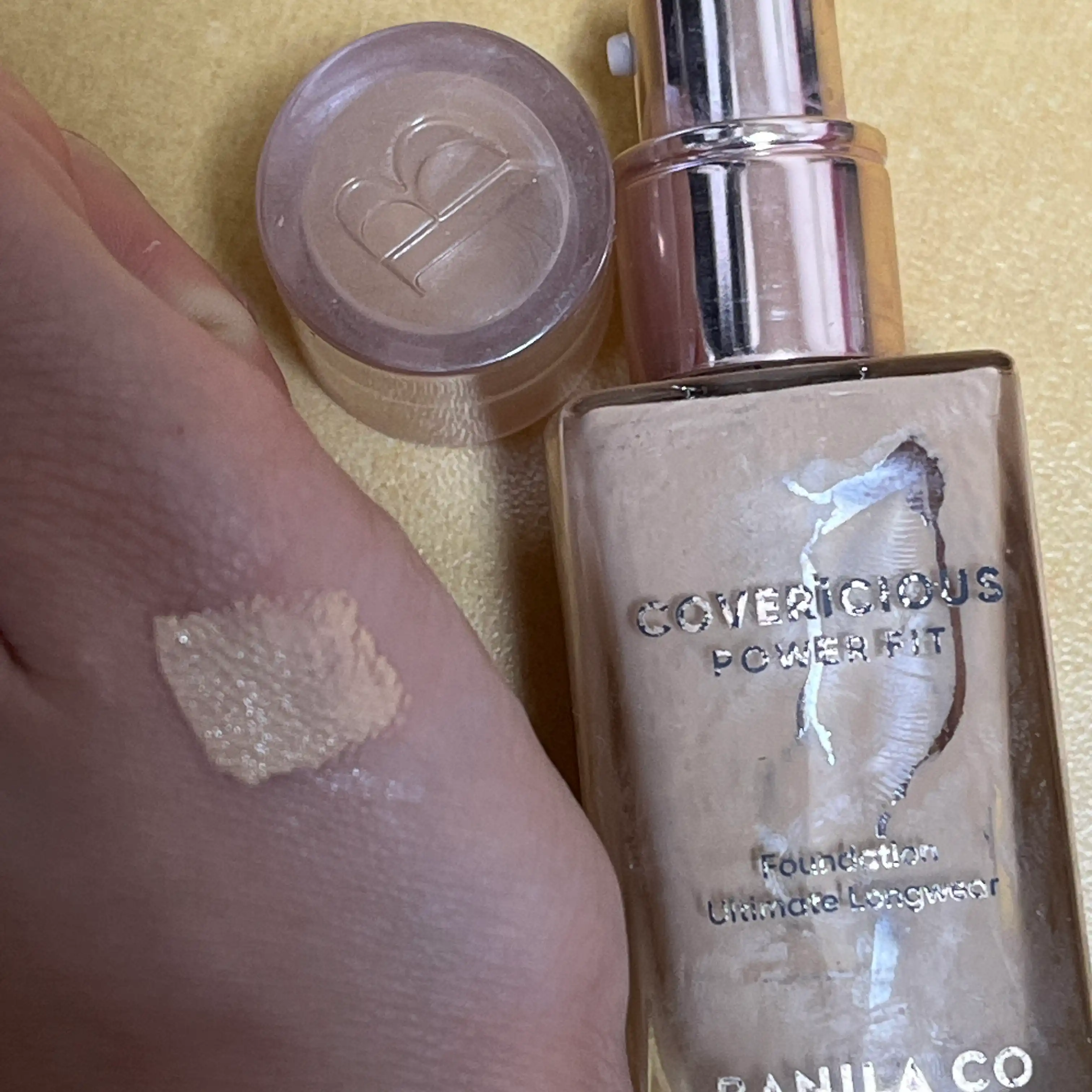 언니의파우치 리뷰 이미지 4 - [커버리셔스 파워 핏 파운데이션]