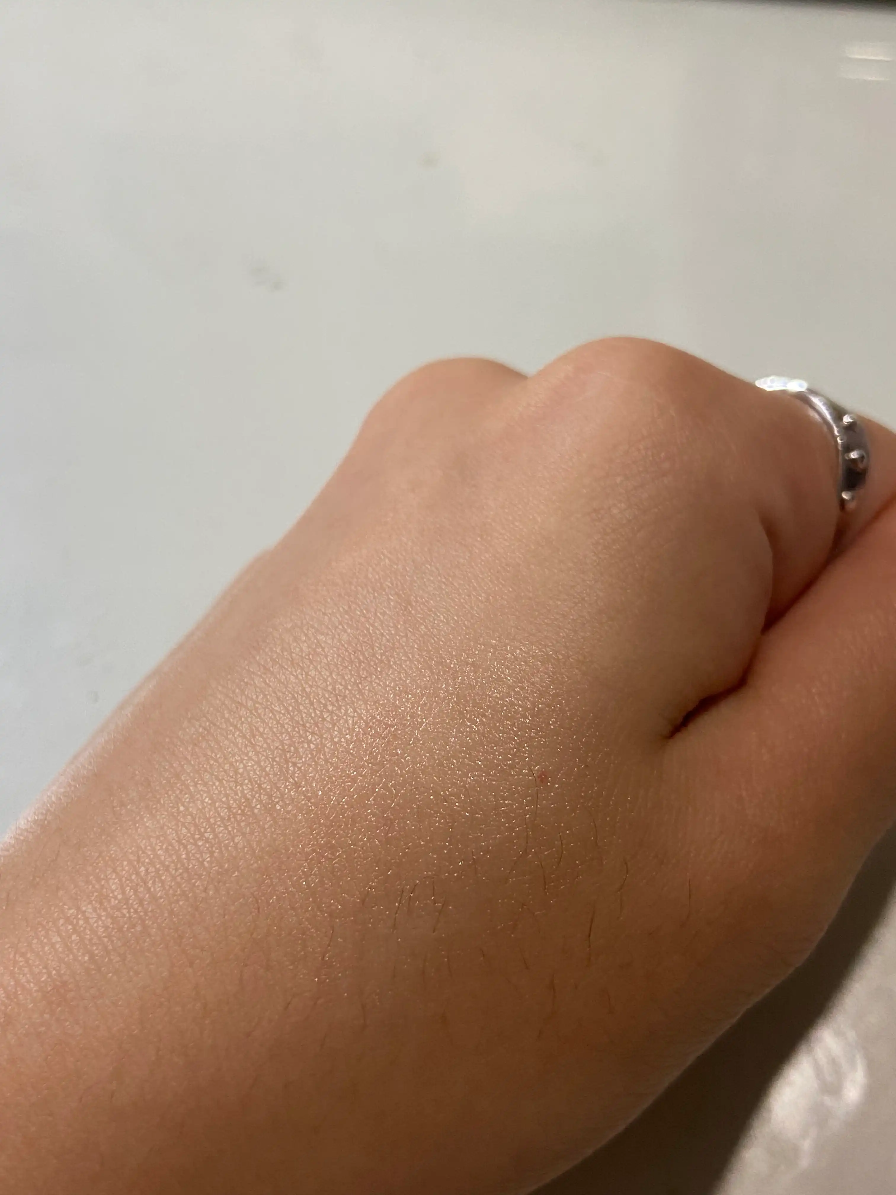 언니의파우치 리뷰 이미지 3 - [블러싱 케어 립밤]