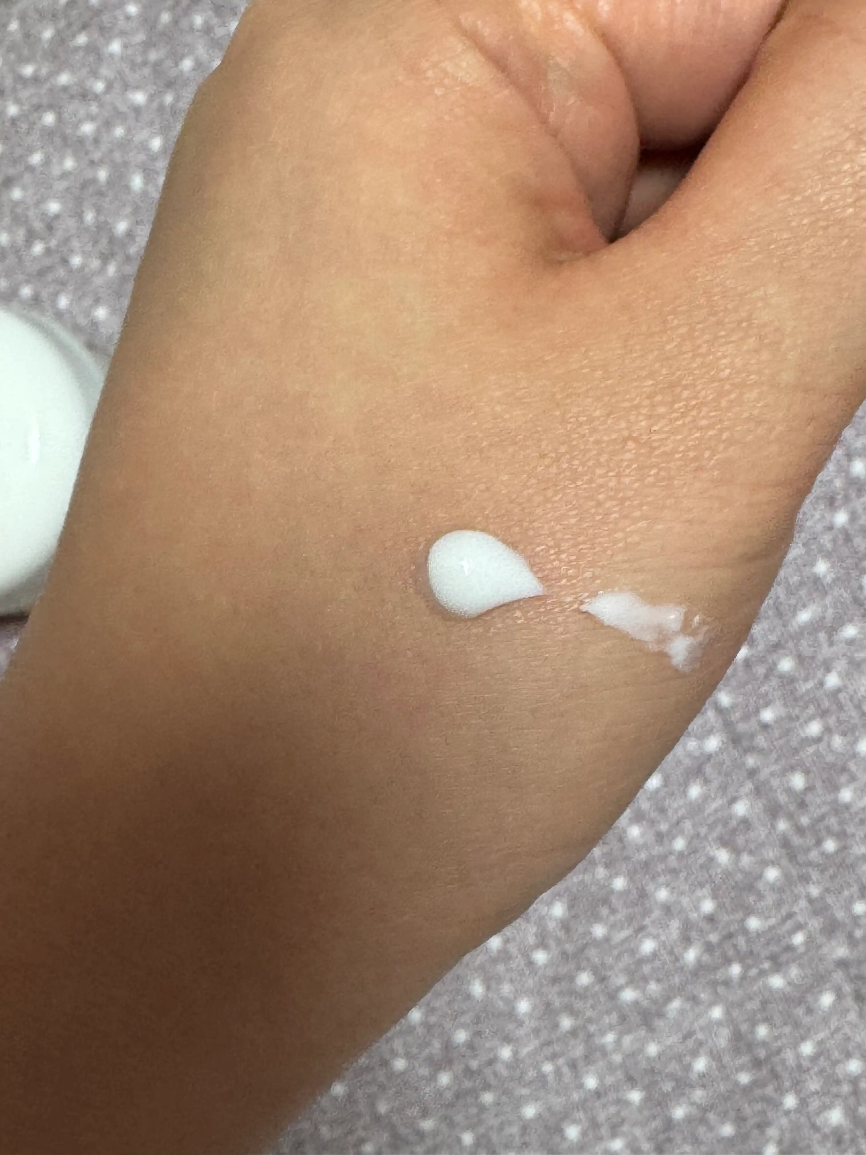 언니의파우치 리뷰 이미지 2 - [3 세라마이드 판테놀 모이스처 베리어 크림]