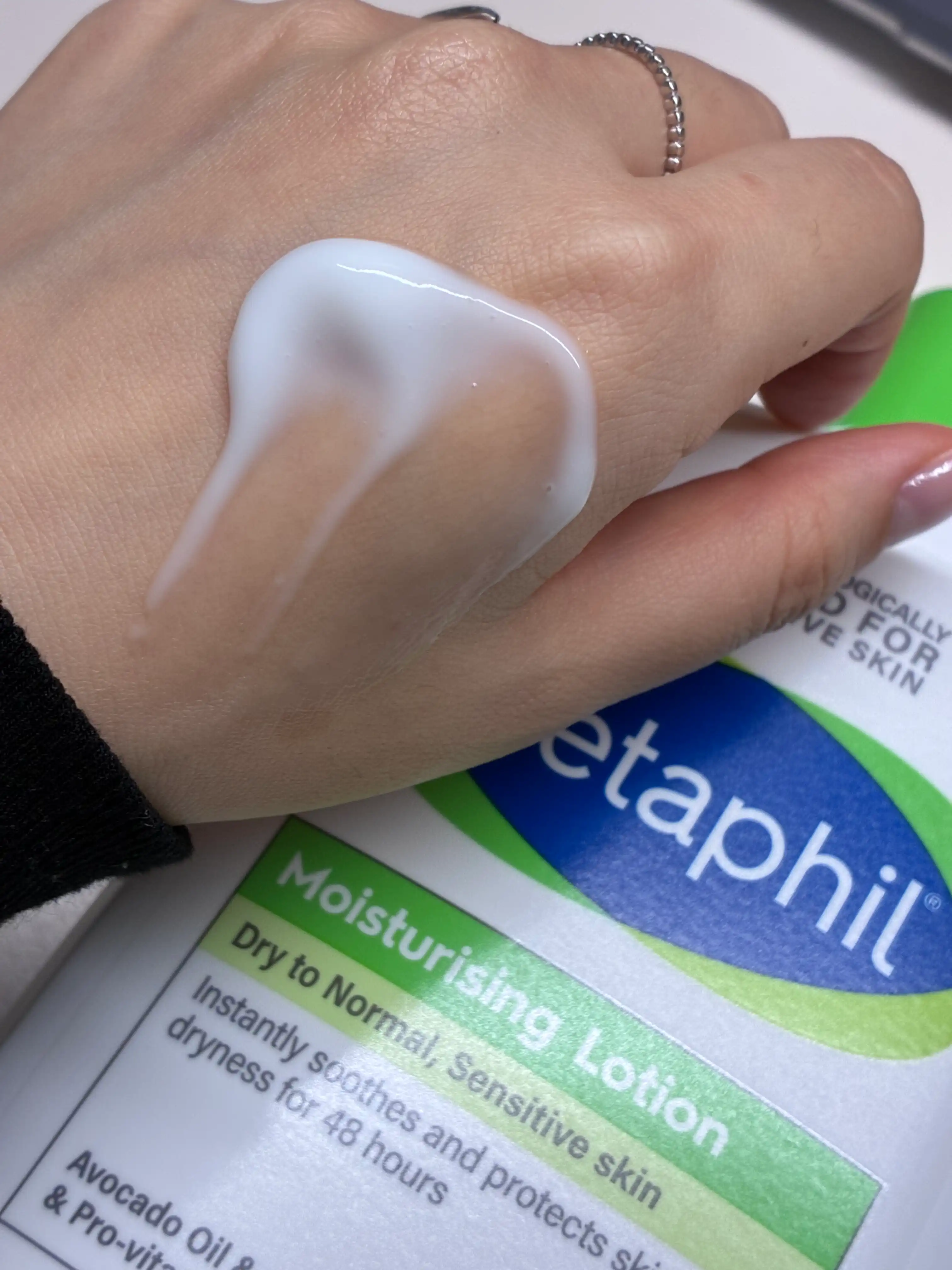 언니의파우치 리뷰 이미지 2 - [모이스춰라이징 로션]