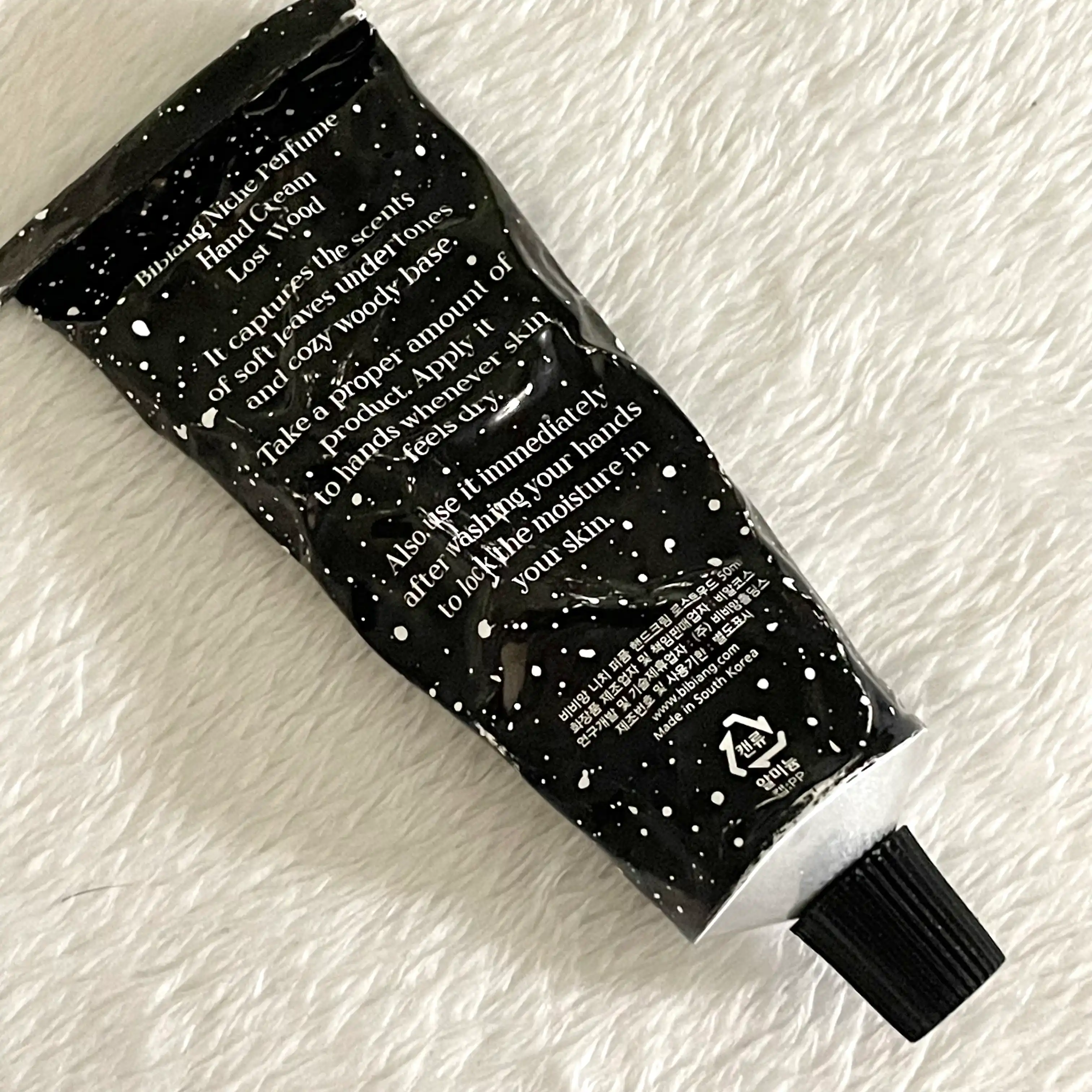 언니의파우치 리뷰 이미지 2 - [니치 퍼퓸 핸드크림 로스트우드]