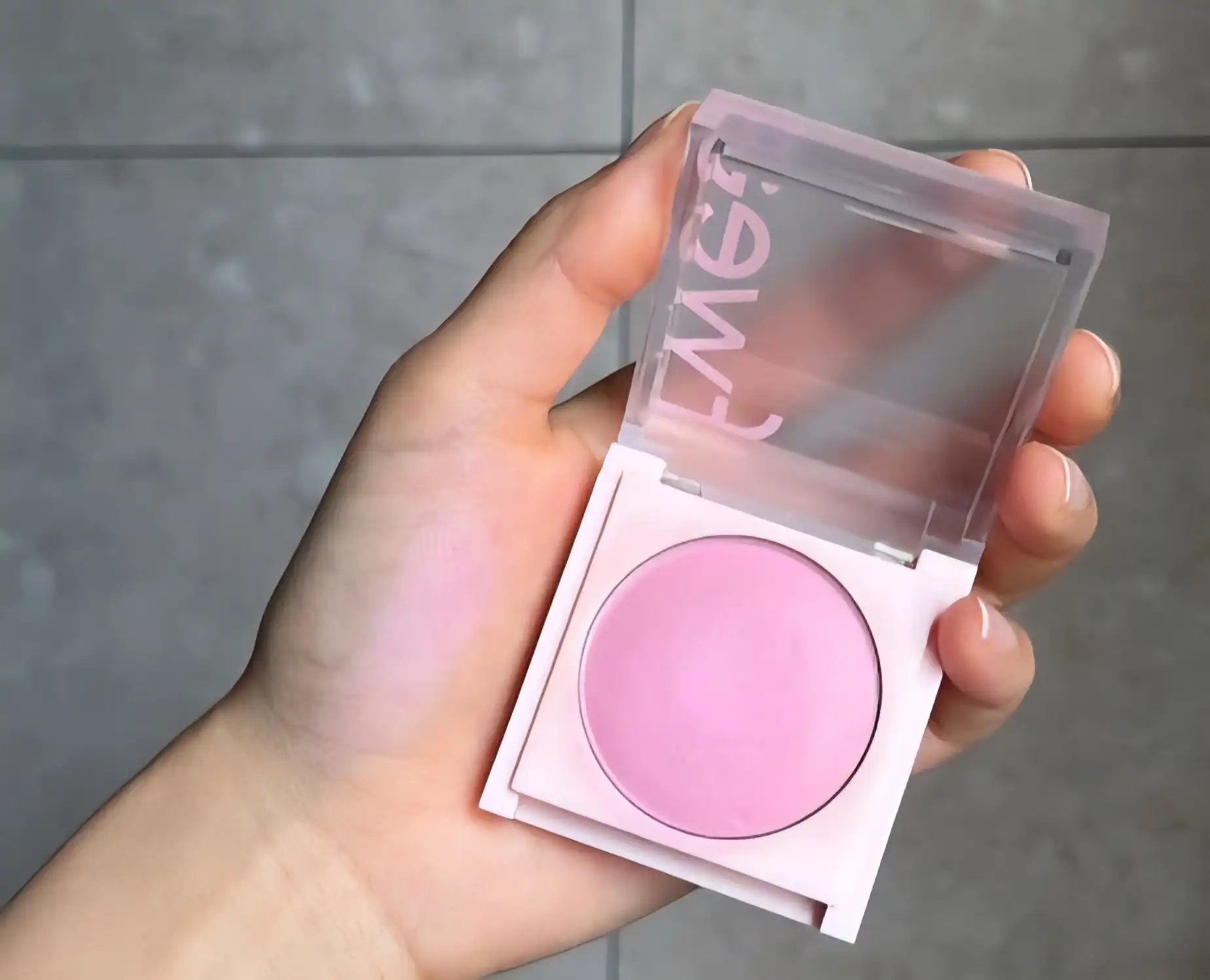 언니의파우치 리뷰 이미지 2 - [블러셔 멜로우]