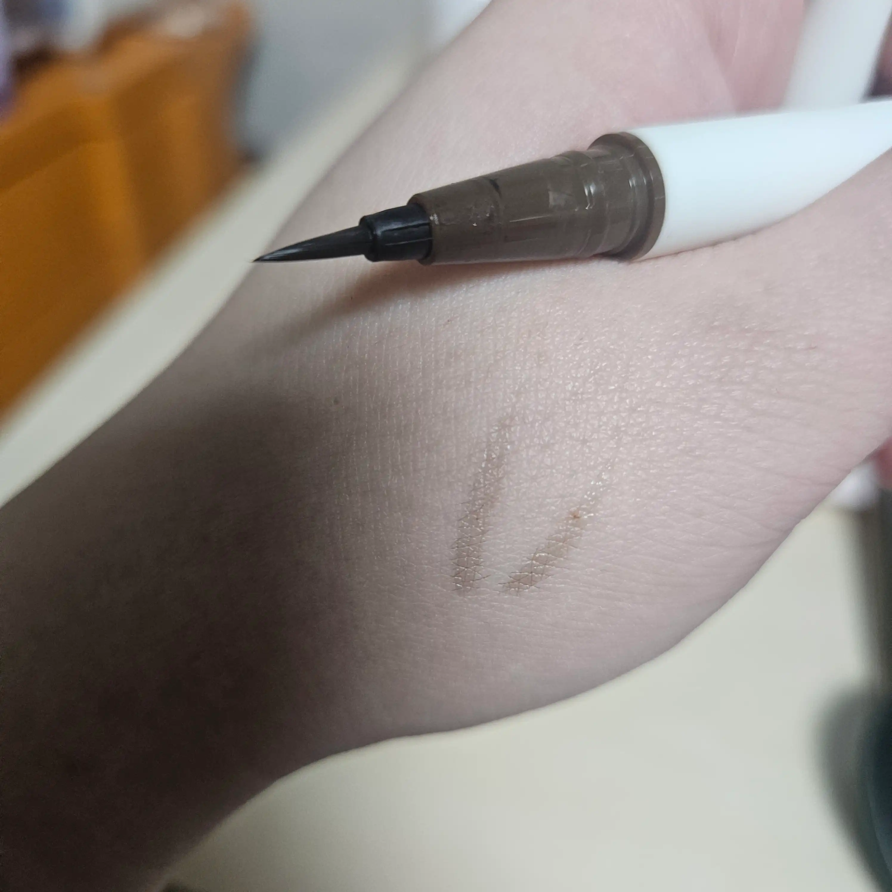 언니의파우치 리뷰 이미지 2 - [2X 쌩얼라이너 [02 내추럴 라이트 브라운]]