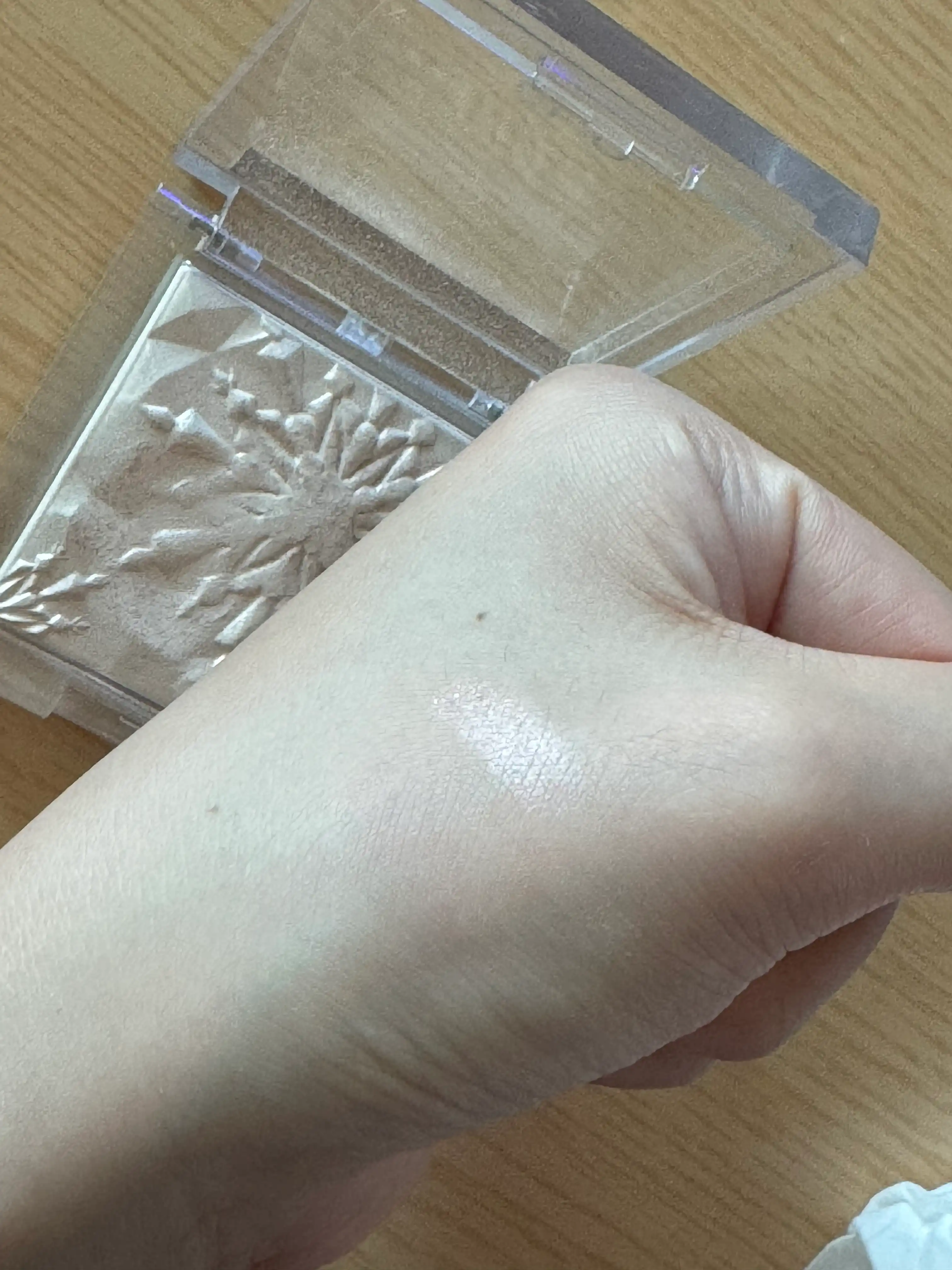 언니의파우치 리뷰 이미지 3 - [프리즘 하이라이터]