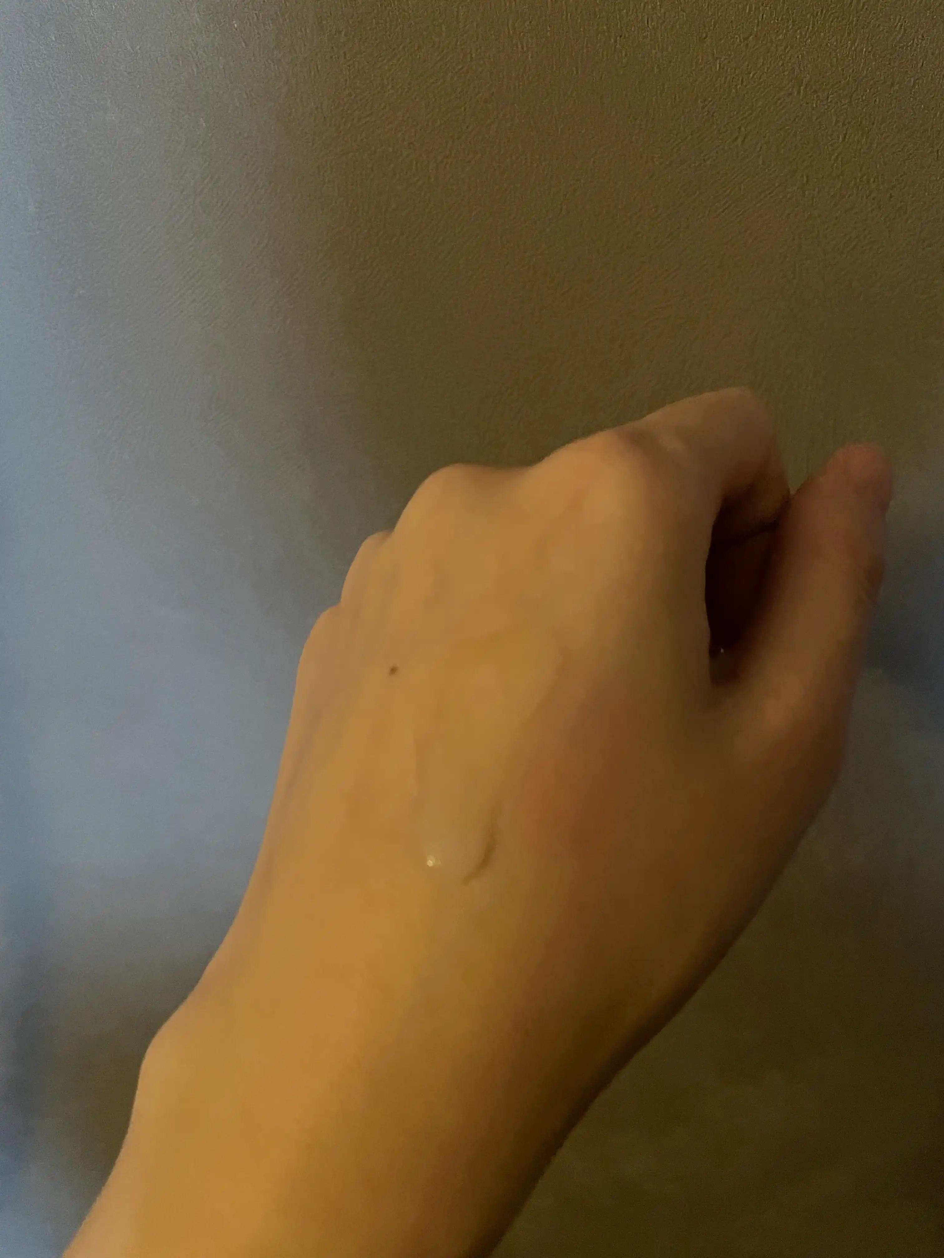 언니의파우치 리뷰 이미지 3 - [모이스춰 써지 하이드로 인퓨즈드 로션]