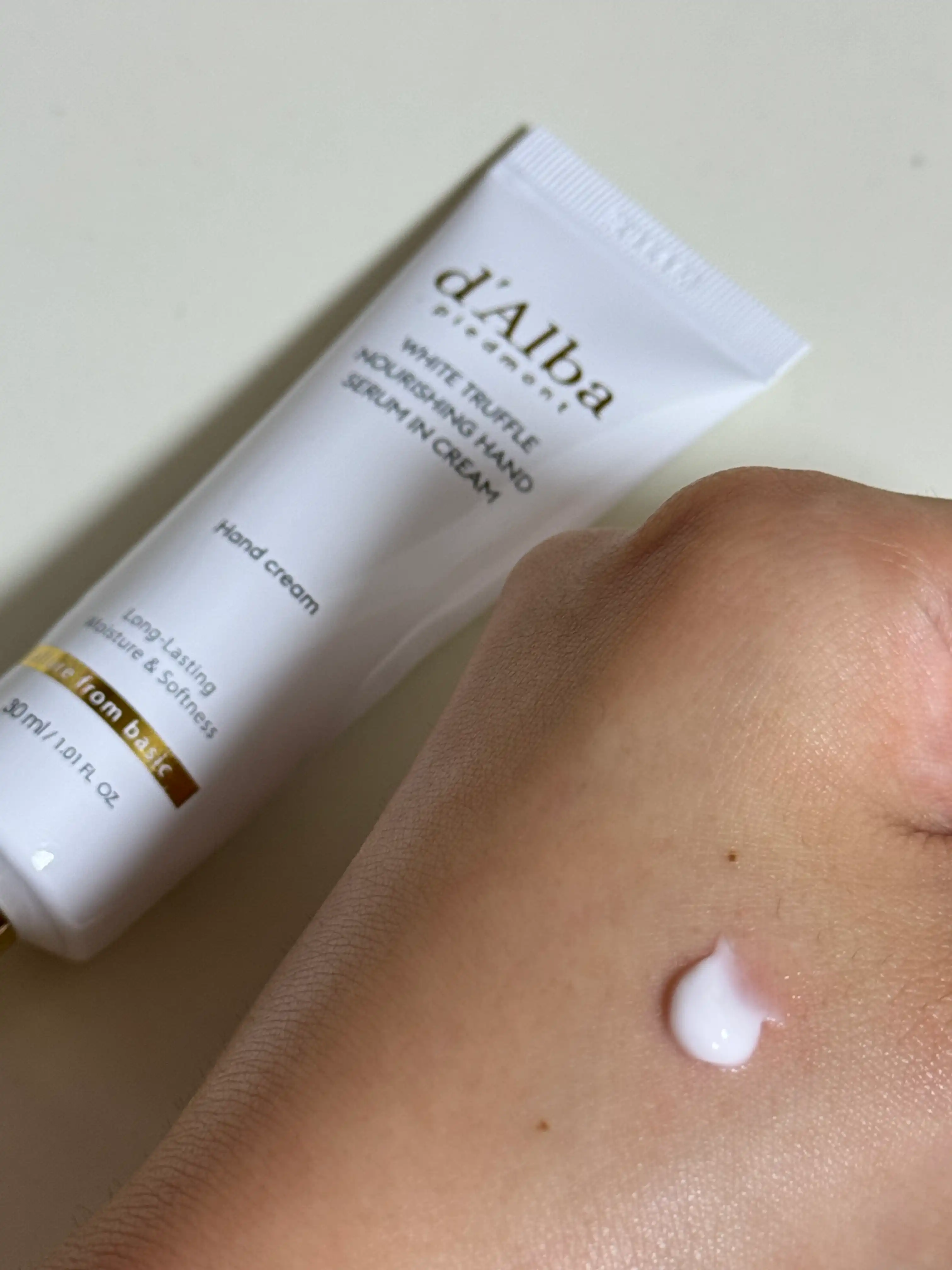 언니의파우치 리뷰 이미지 3 - [화이트 트러플 너리싱 핸드 세럼 인 크림]