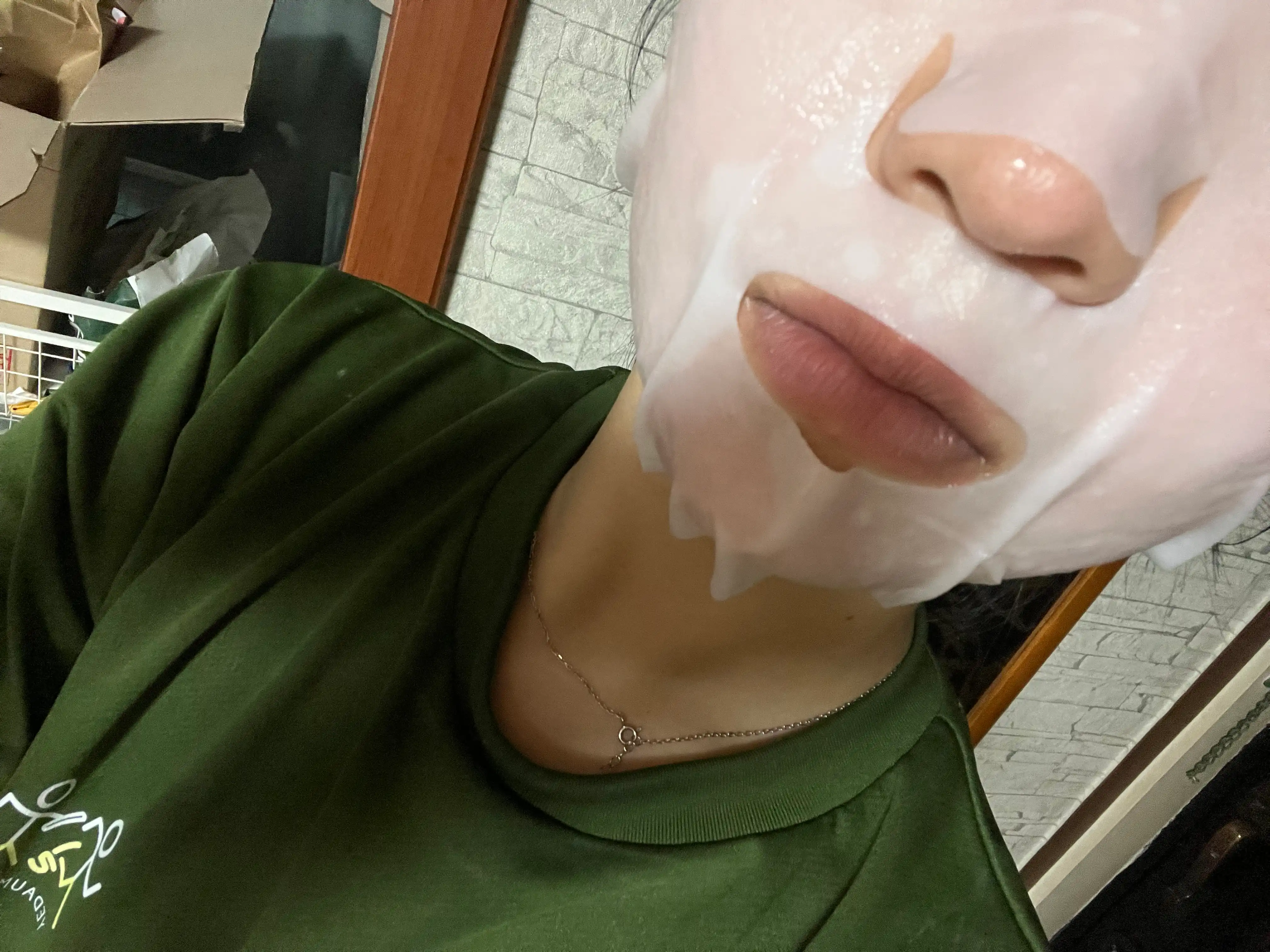 언니의파우치 리뷰 이미지 2 - [무화버터 비건 글로우 베리어 스퀴즈 마스크]