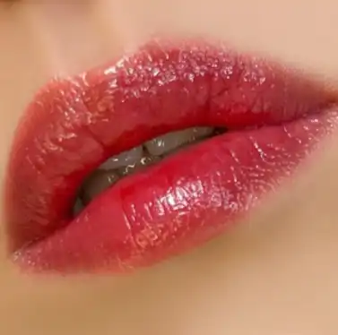 언니의파우치 리뷰 이미지 - [라벨르 로즈 플럼핑 립틴트]