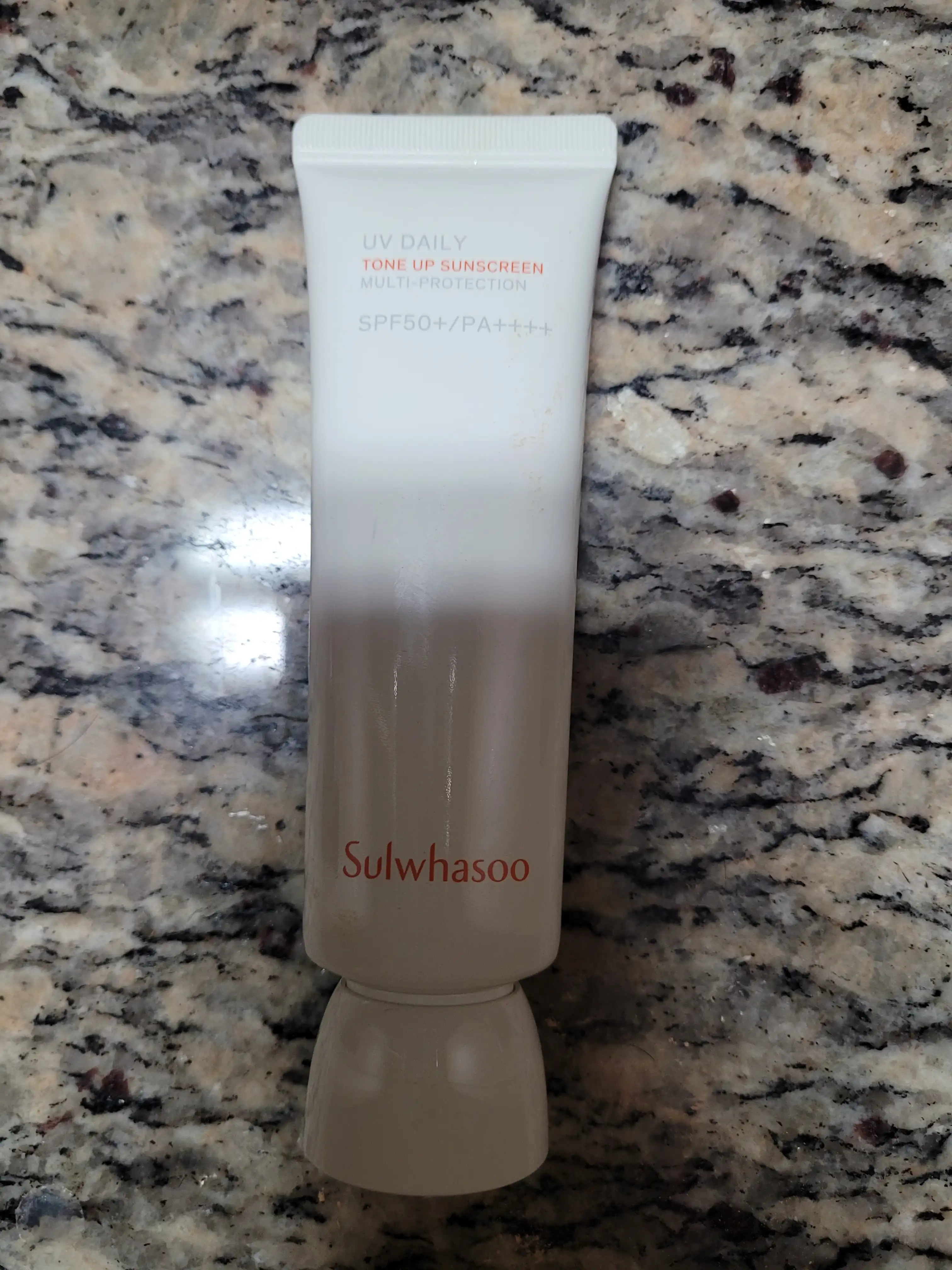 언니의파우치 리뷰 이미지 4 - [상백선톤업선크림]