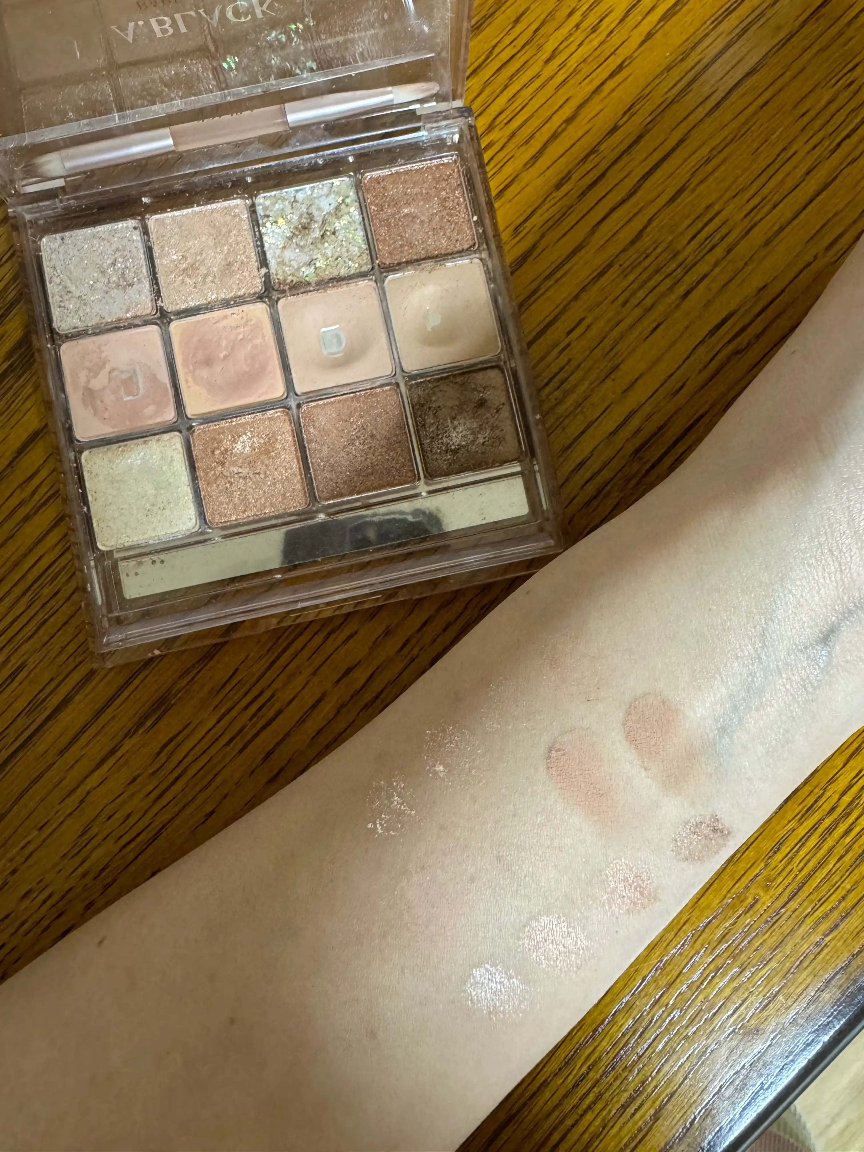 언니의파우치 리뷰 이미지 3 - [글램 체인지 멀티 팔레트 [7호 베어스킨]]