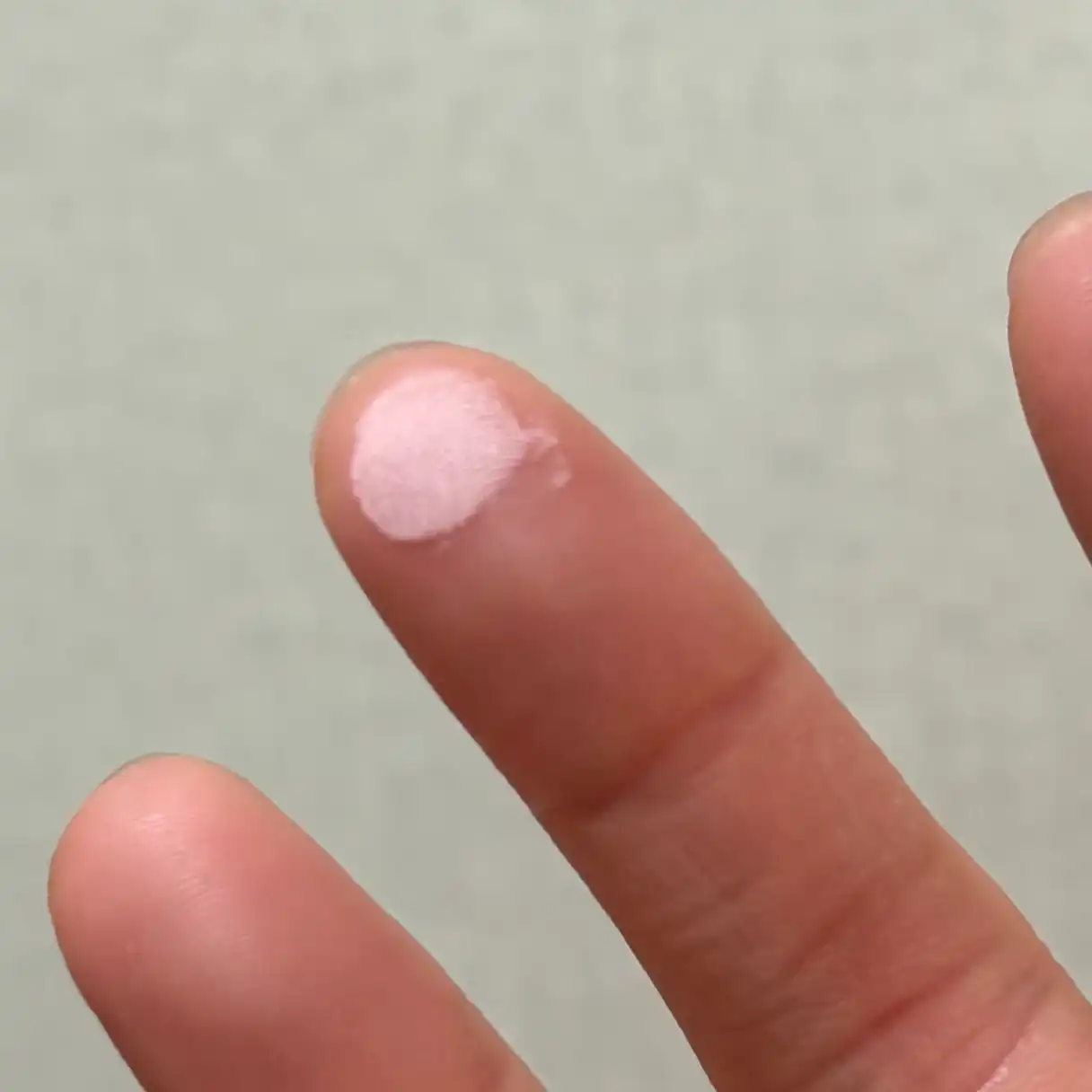 언니의파우치 리뷰 이미지 3 - [싱글 큐브 섀도우 [매트]]