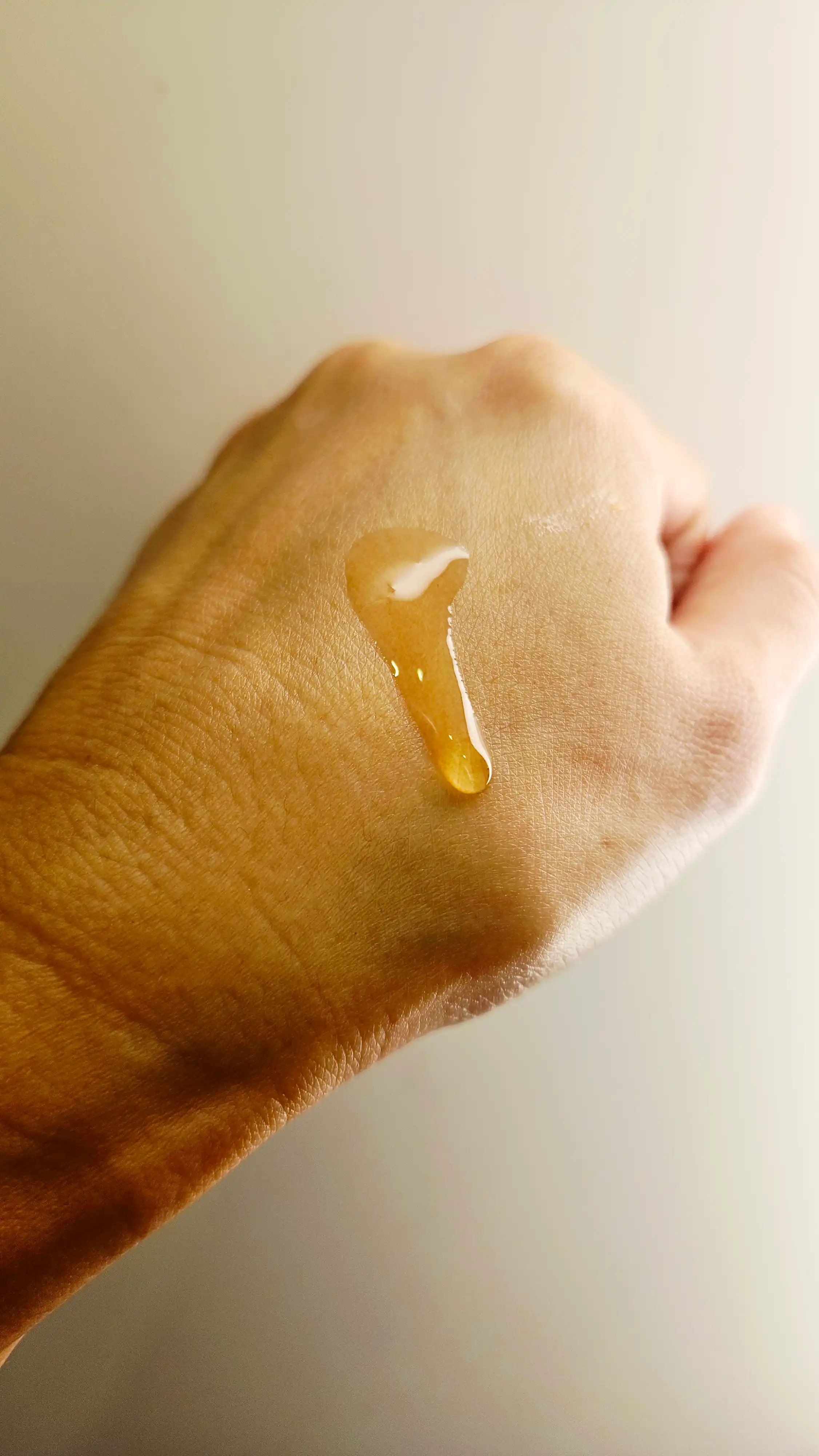 언니의파우치 리뷰 이미지 5 - [나이아신 트라넥삼산 13프로 세럼]