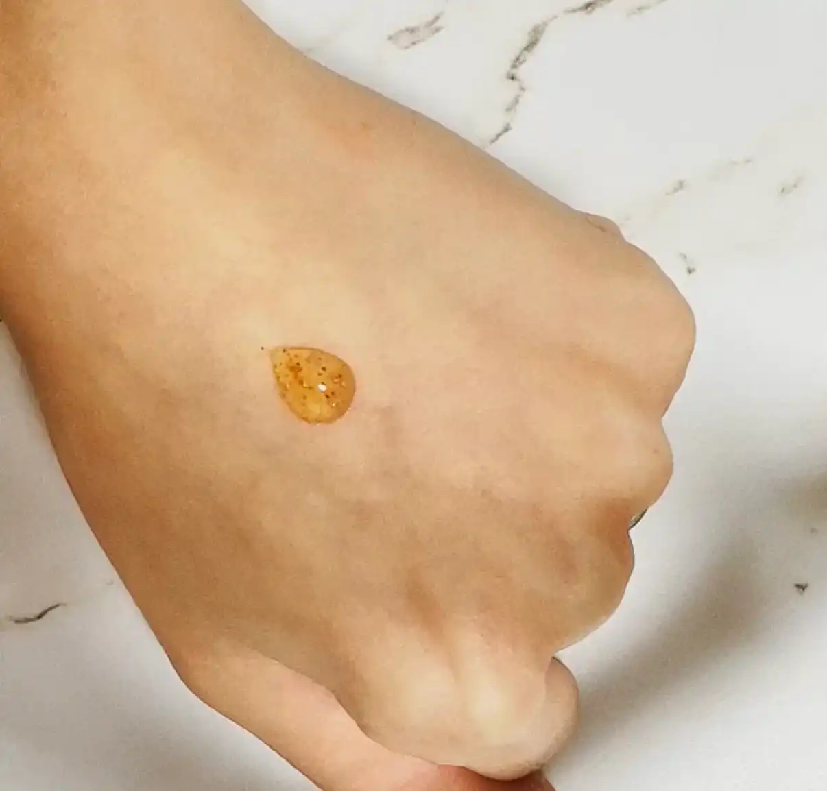 언니의파우치 리뷰 이미지 2 - [데일리 프레시 아쿠아 바디 스크럽 워시]