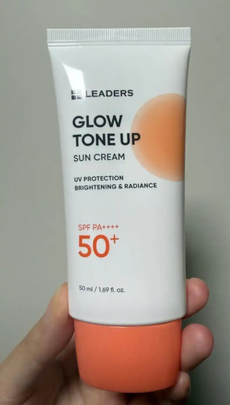 언니의파우치 리뷰 이미지 - [글로우 톤업 선크림]