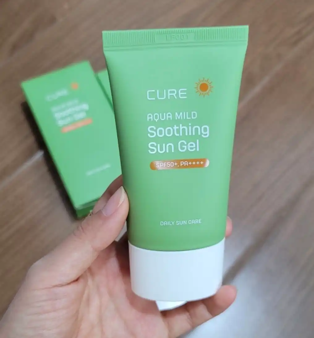 언니의파우치 리뷰 이미지 - [큐어 아쿠아 마일드 수딩 선젤]