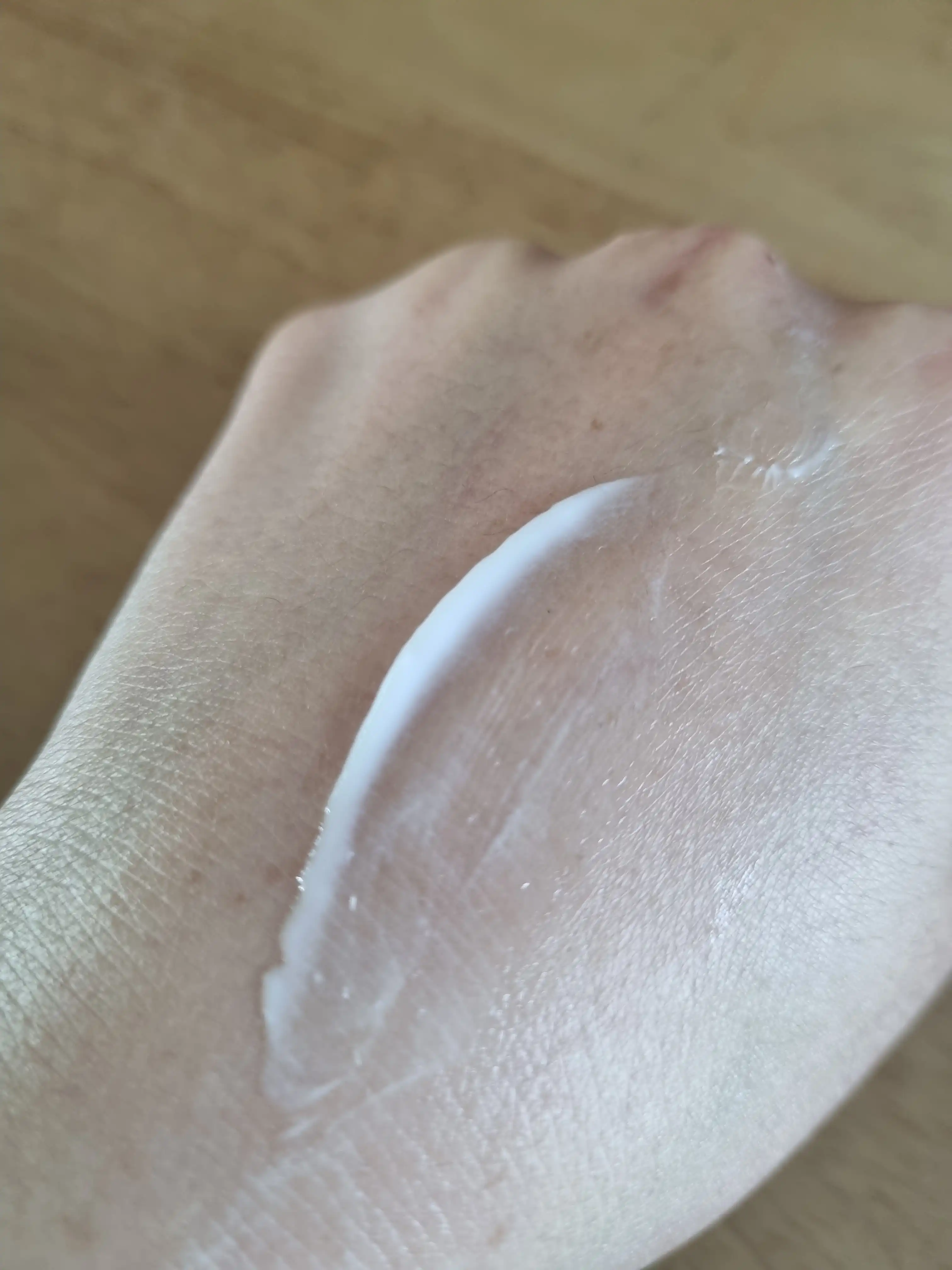 언니의파우치 리뷰 이미지 2 - [튤립 오일컨트롤로션]