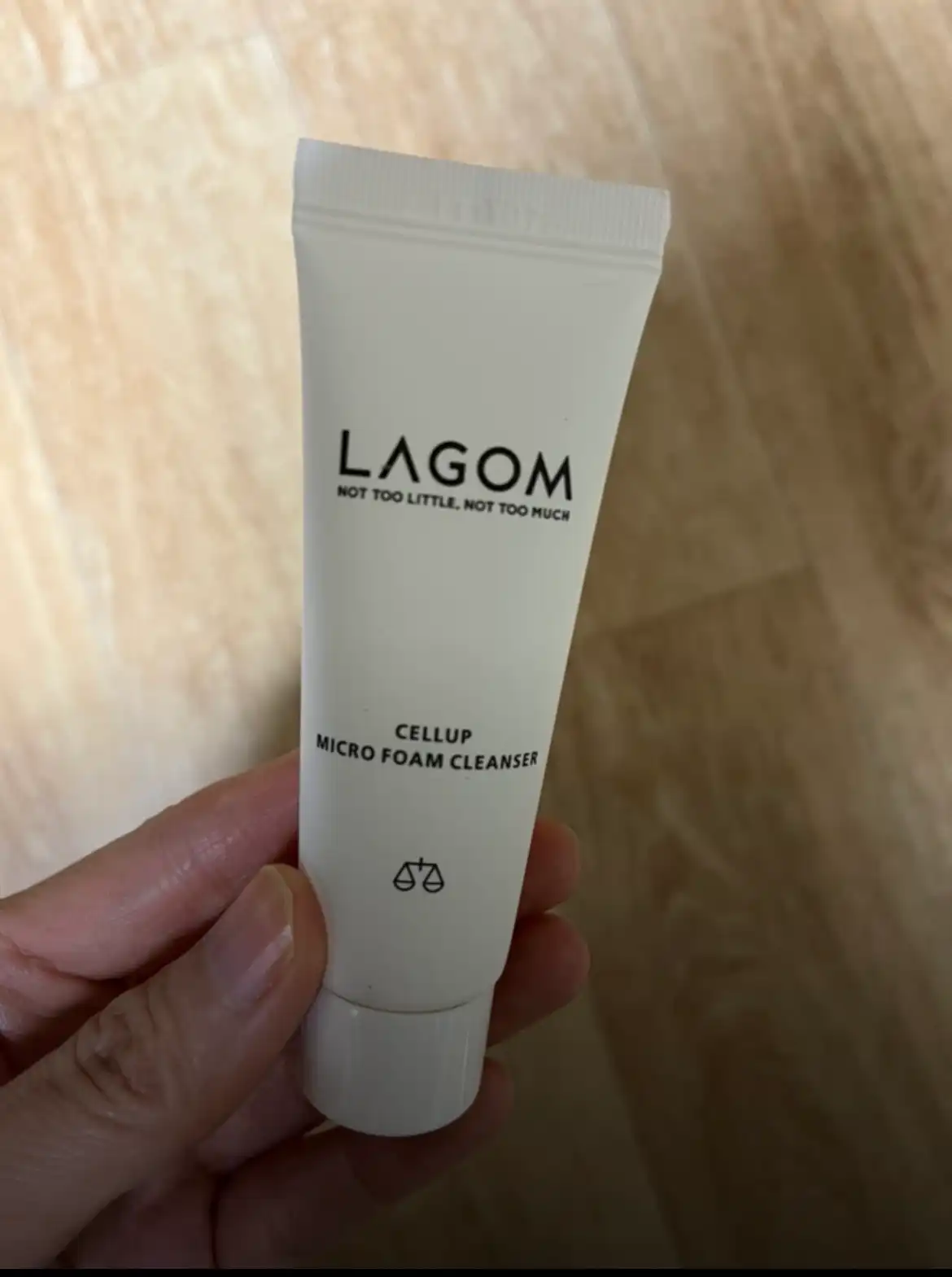 선택된 언니의파우치 리뷰 이미지 - [셀럽 마이크로 폼 클렌저]