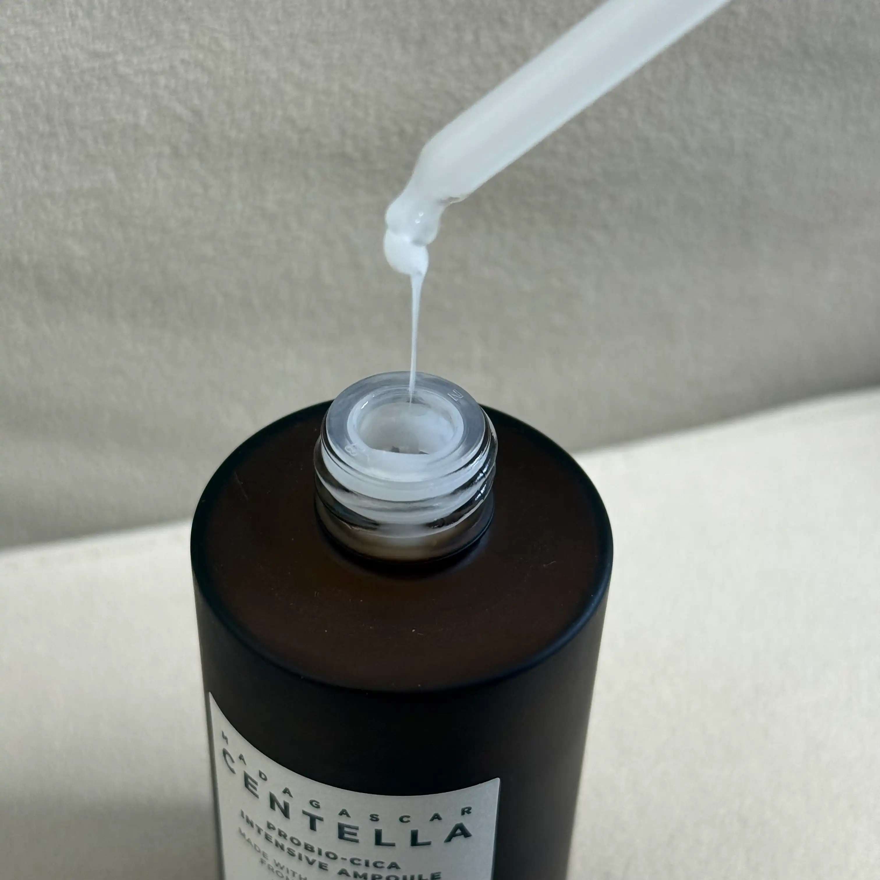 언니의파우치 리뷰 이미지 2 - [마다가스카르 센텔라 프로바이오시카 인텐시브 앰플]