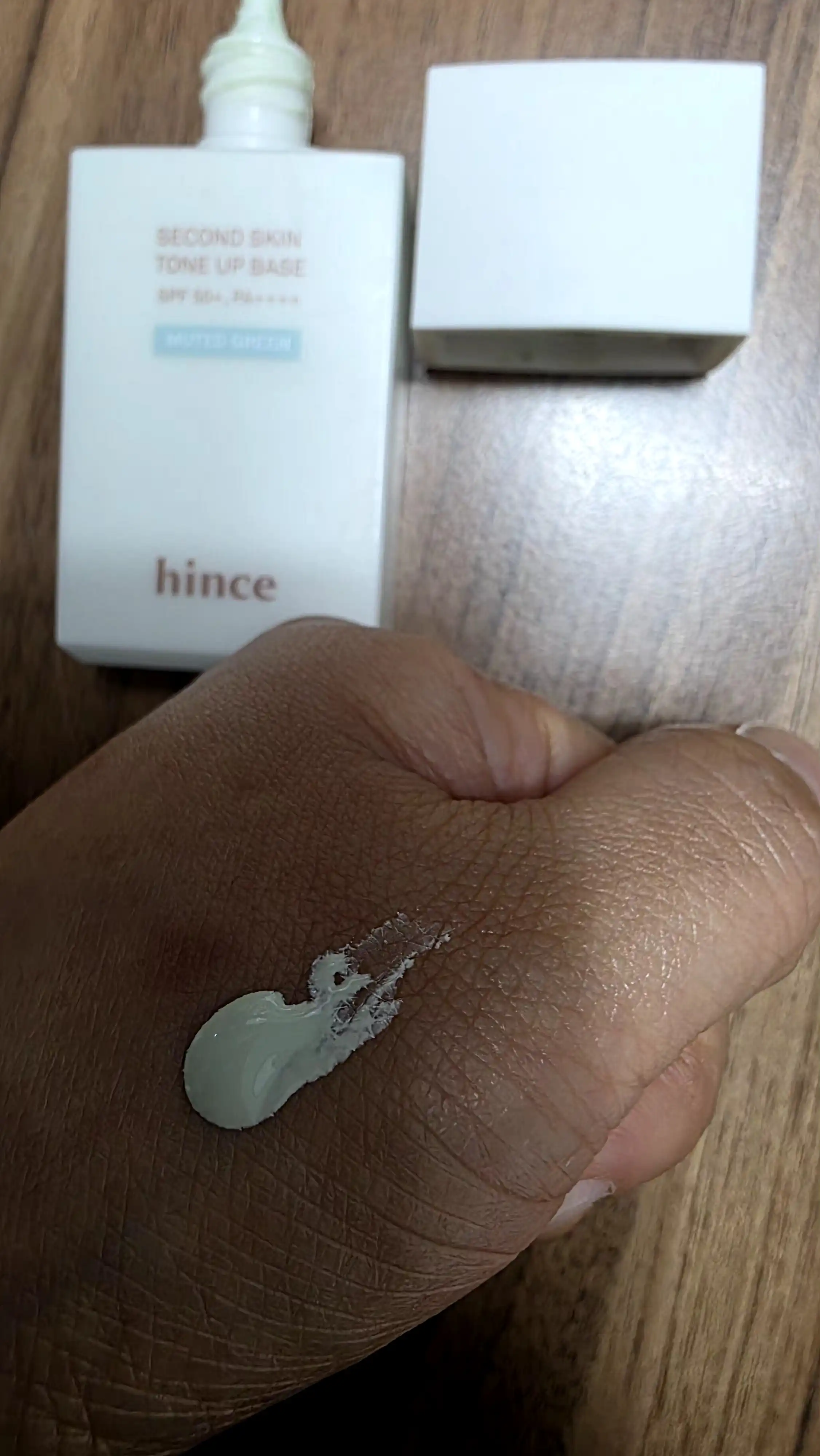 언니의파우치 리뷰 이미지 3 - [세컨 스킨 톤업 베이스 [뮤티드그린]]