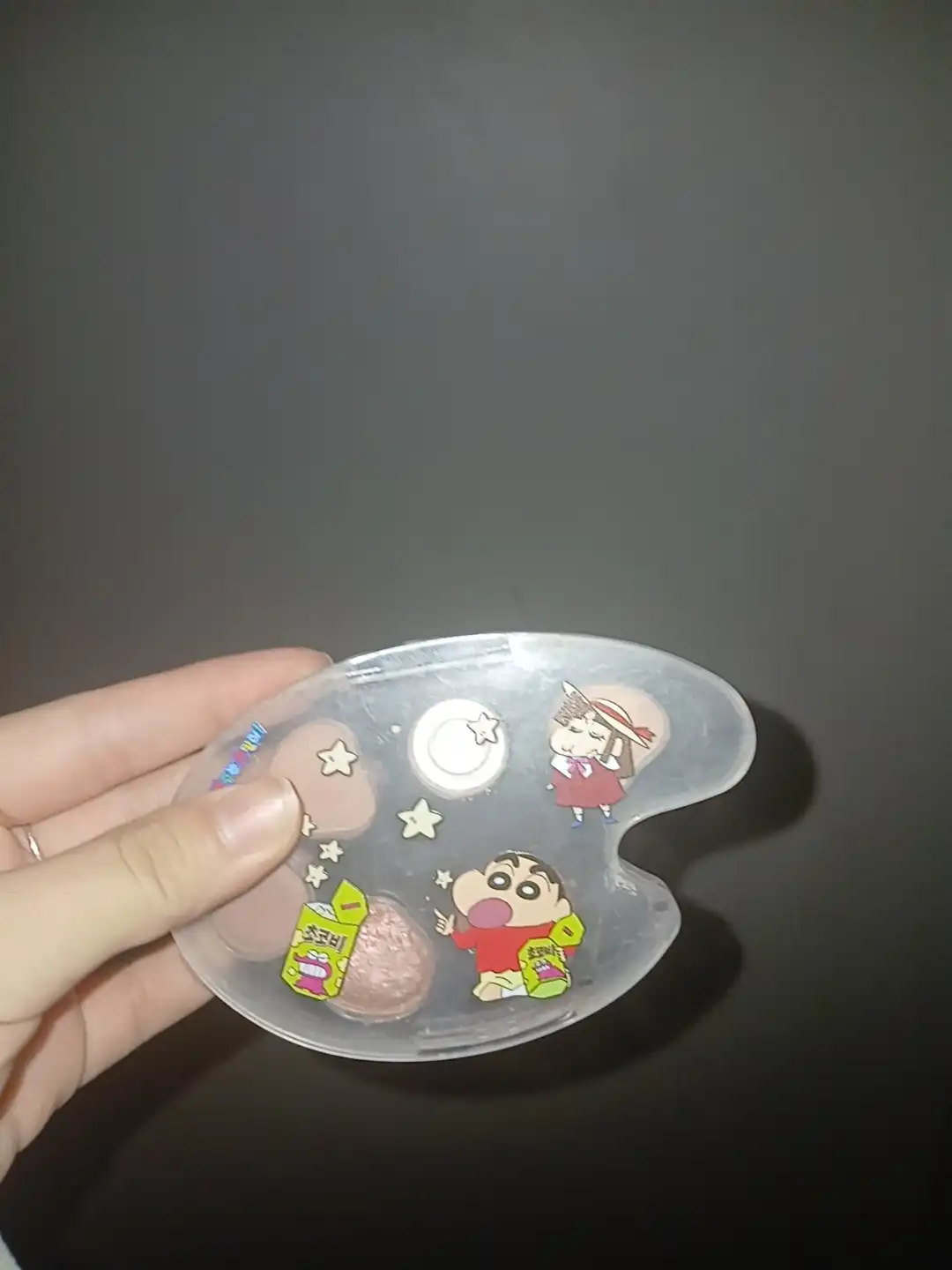 언니의파우치 리뷰 이미지 - [(삐아X짱구 초코비 에디션) 라스트 아이 팔레트]