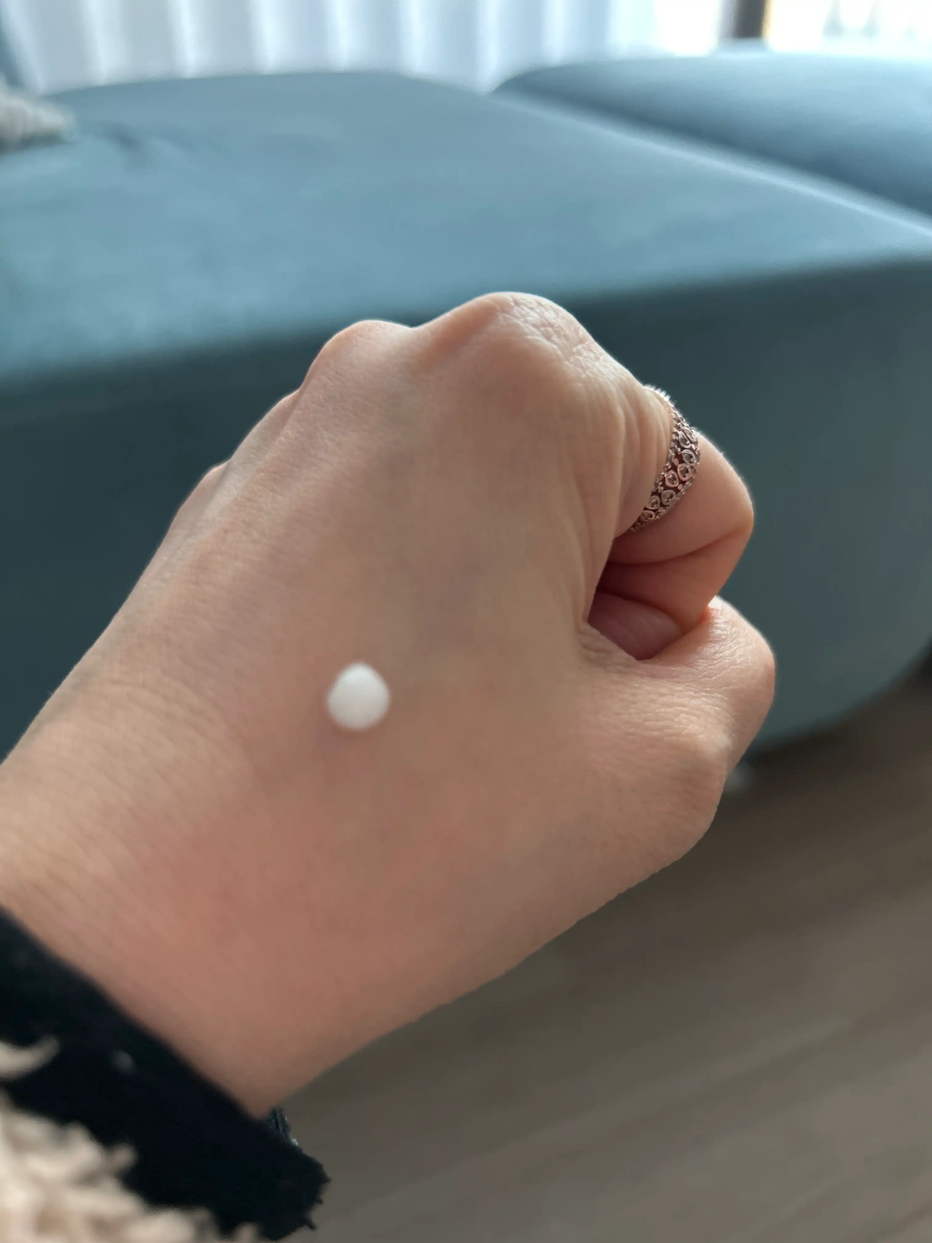 언니의파우치 리뷰 이미지 2 - [레티놀 슈퍼 바운스 세럼]