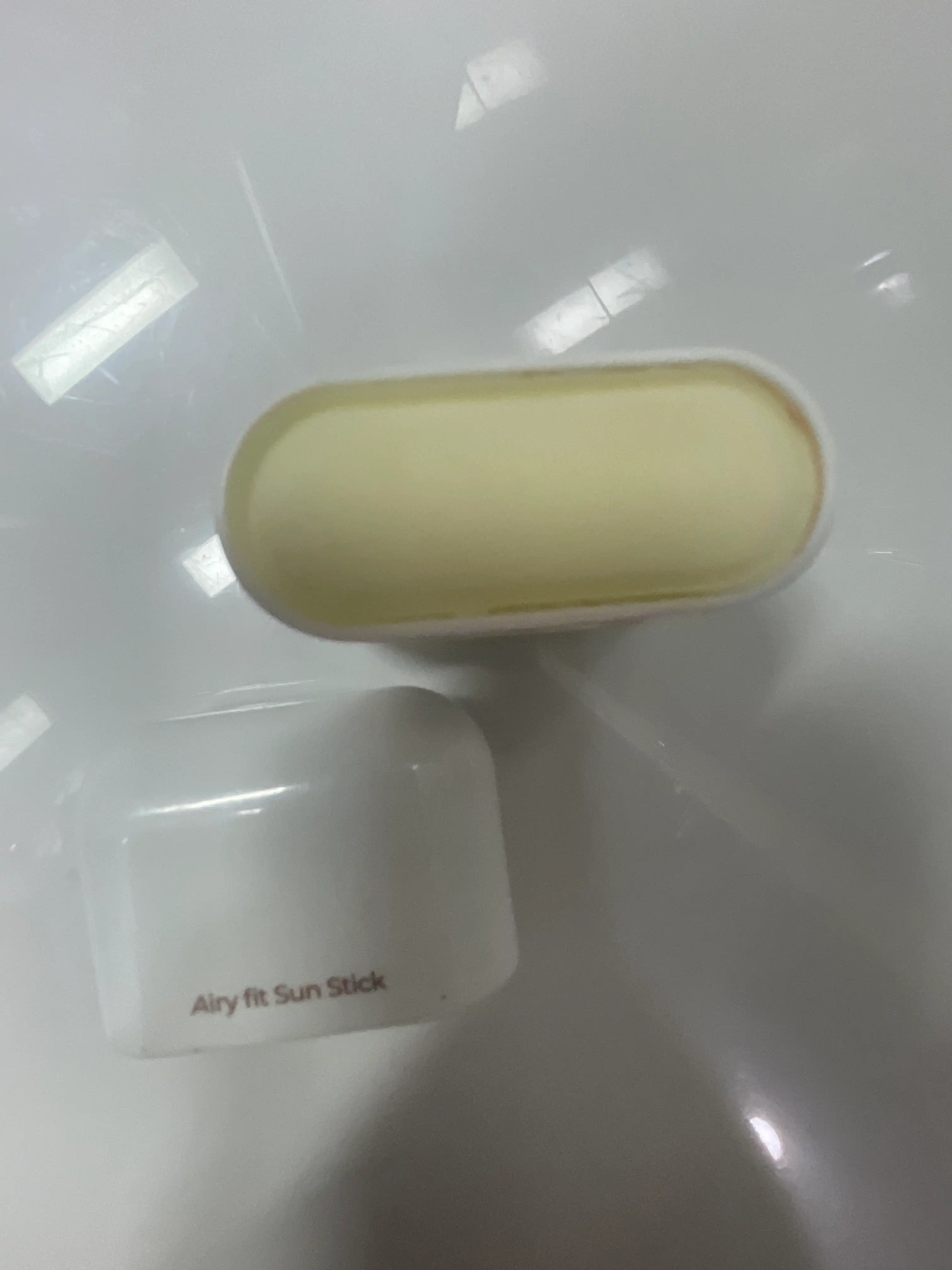 언니의파우치 리뷰 이미지 2 - [씨브이 샤인 핏 선스틱]