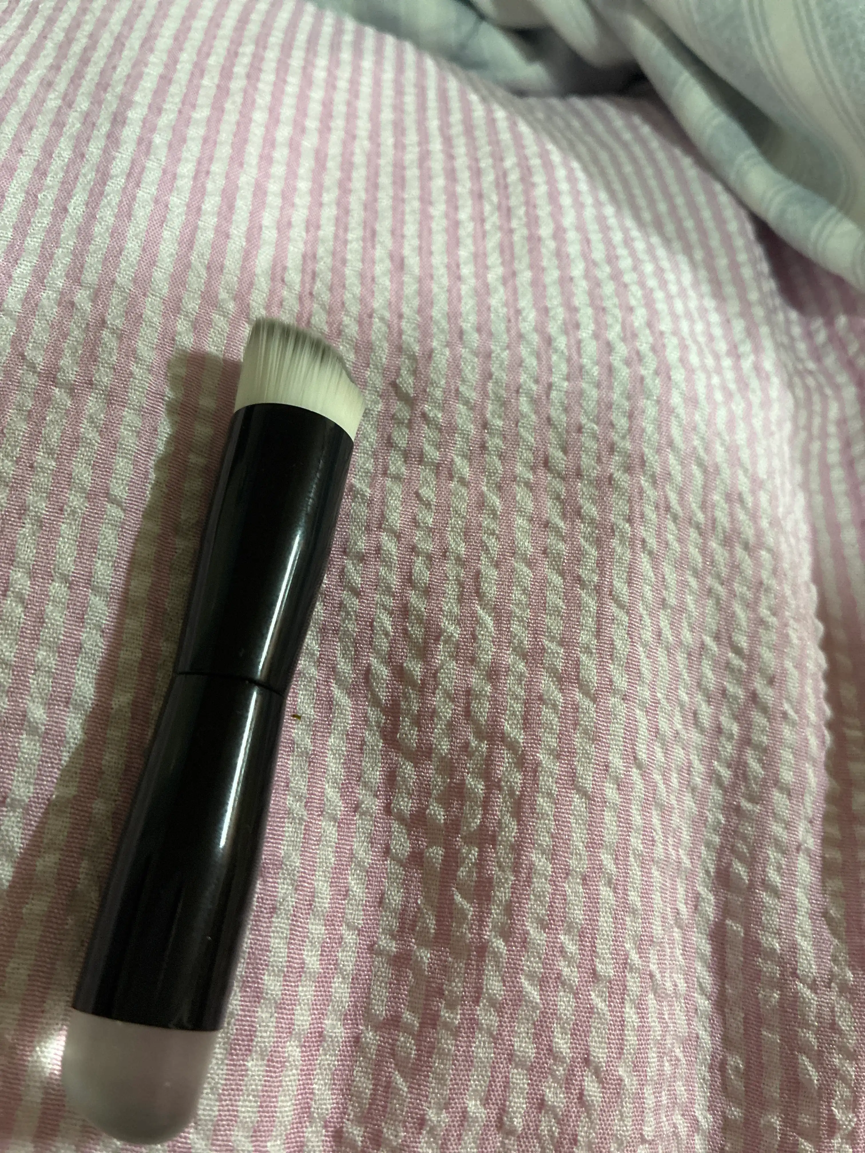 언니의파우치 리뷰 이미지 2 - [말랑 팁 립앤치크 멀티 브러시]