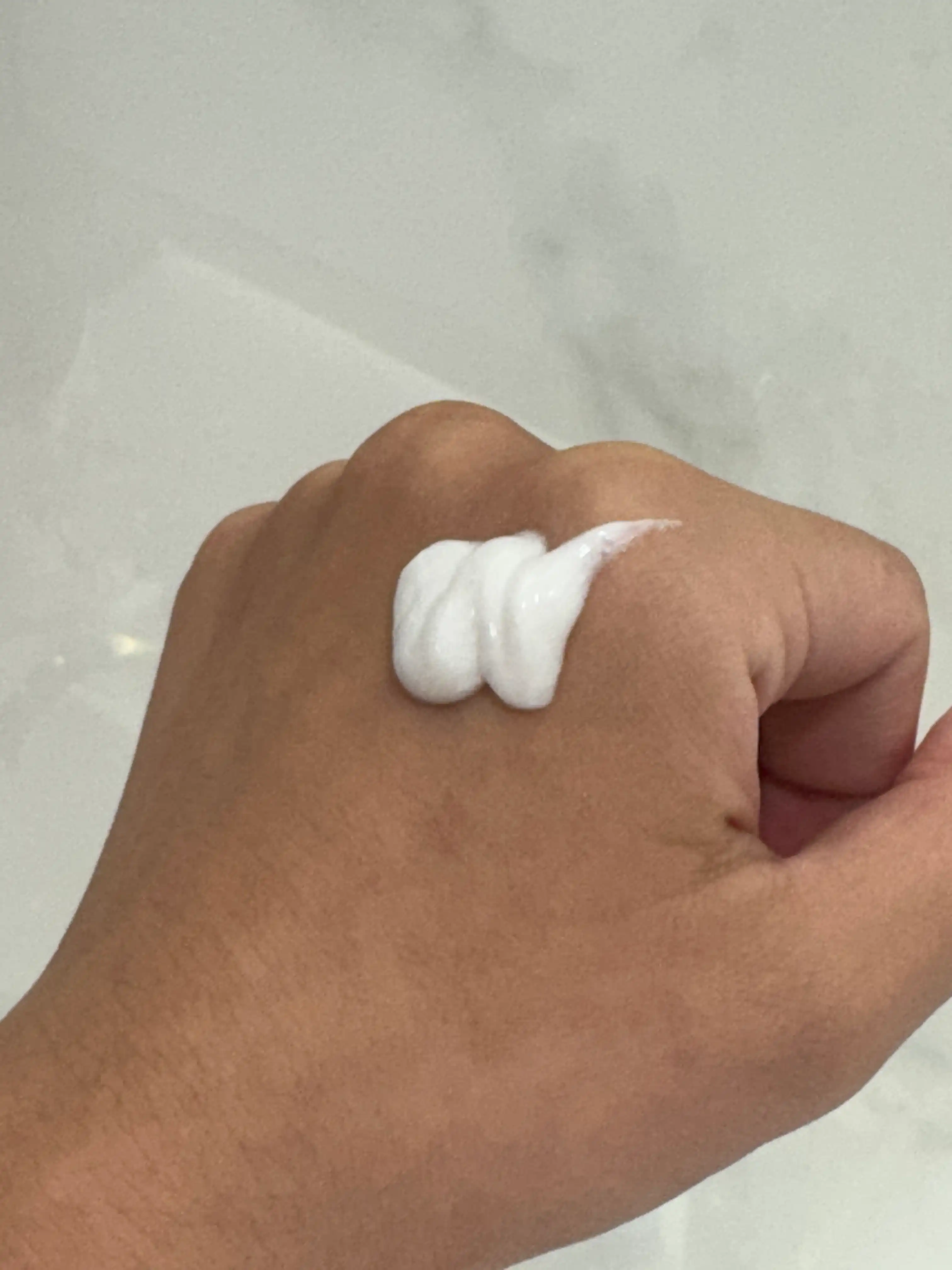 언니의파우치 리뷰 이미지 2 - [약산성 레드 블레미쉬 클리어 수딩 폼]