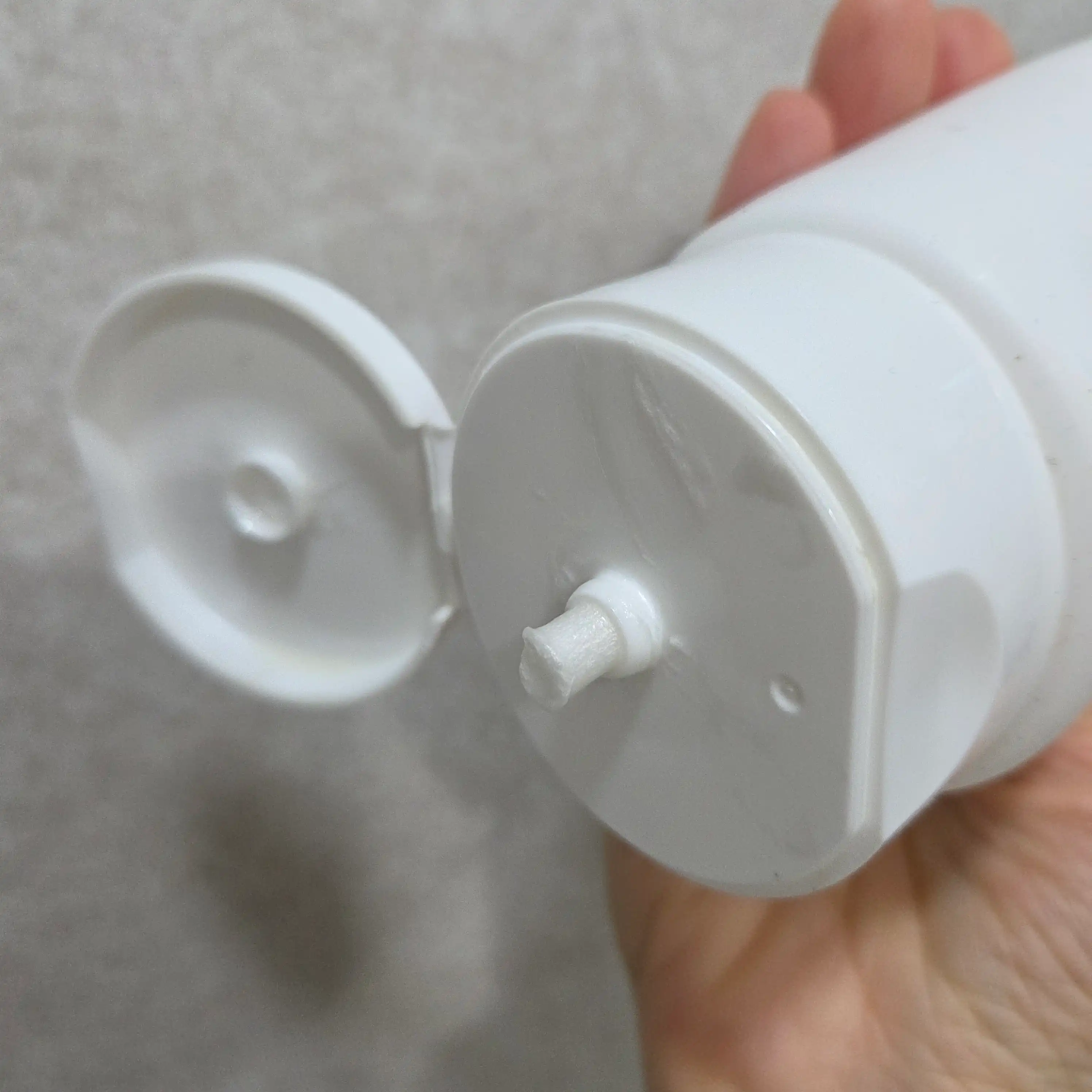 언니의파우치 리뷰 이미지 2 - [시카 마일드 폼 클렌저]