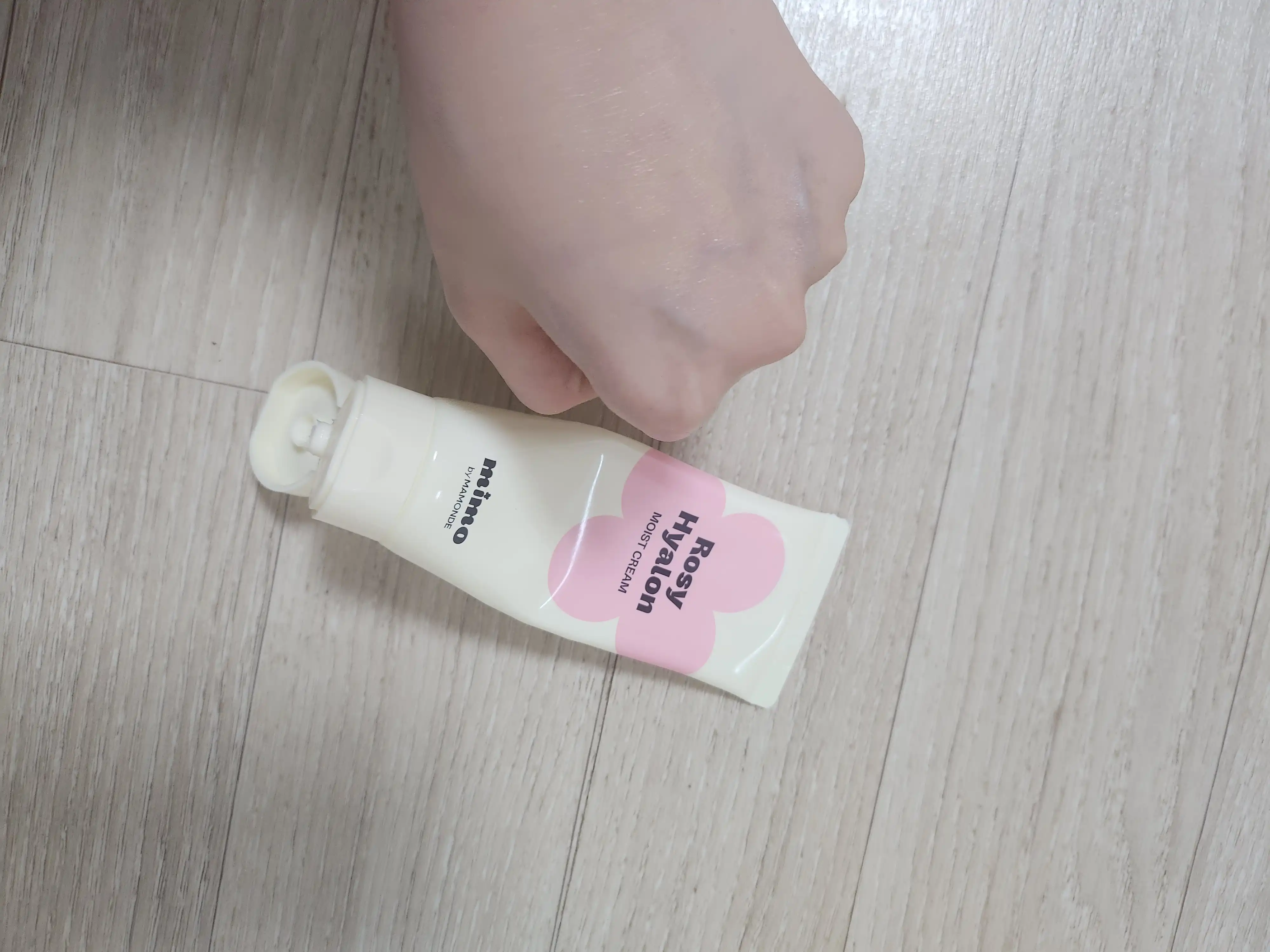 언니의파우치 리뷰 이미지 2 - [로지 히알론 수분 크림]