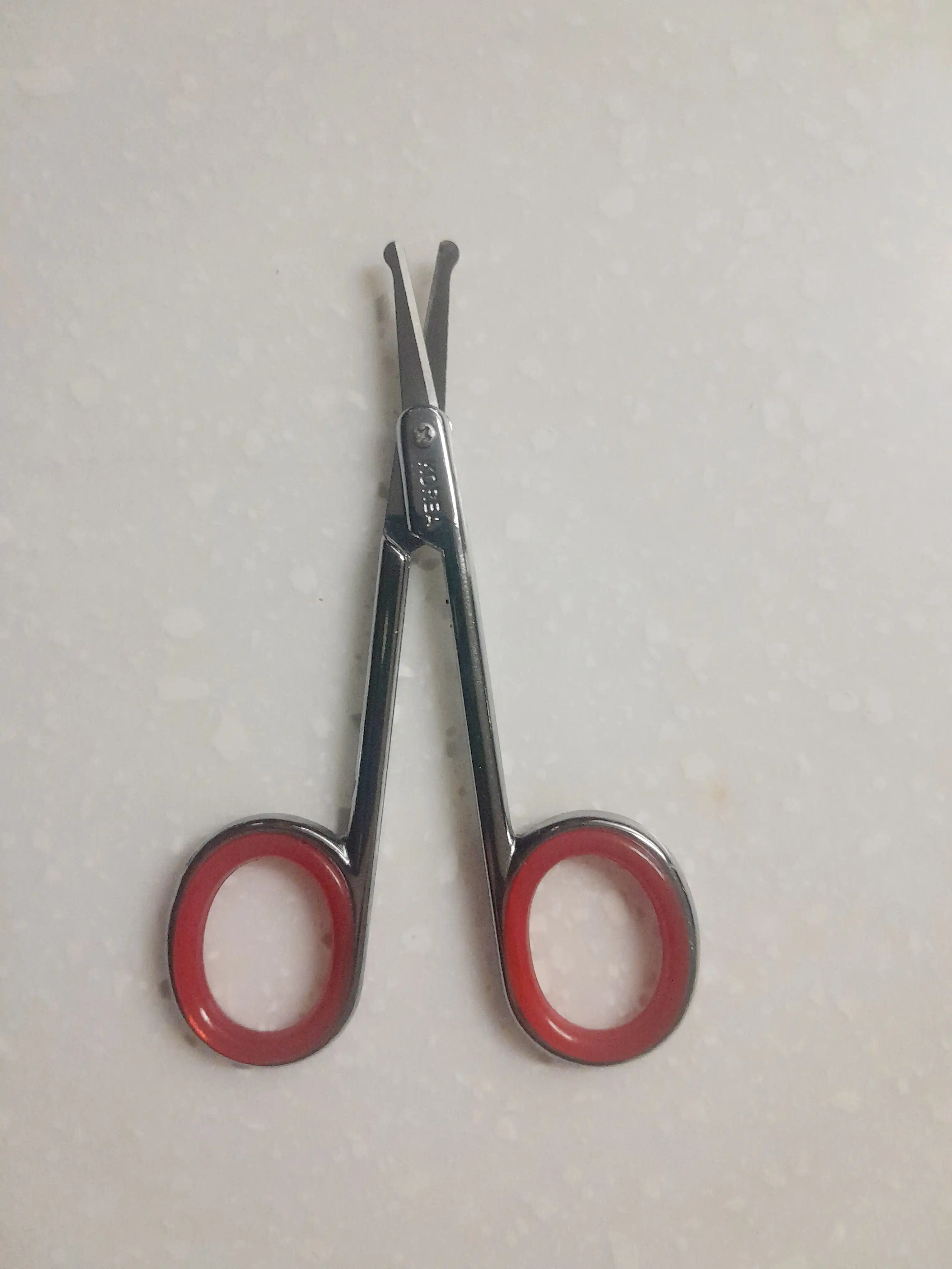 언니의파우치 리뷰 이미지 - [링 부착 코털 가위]