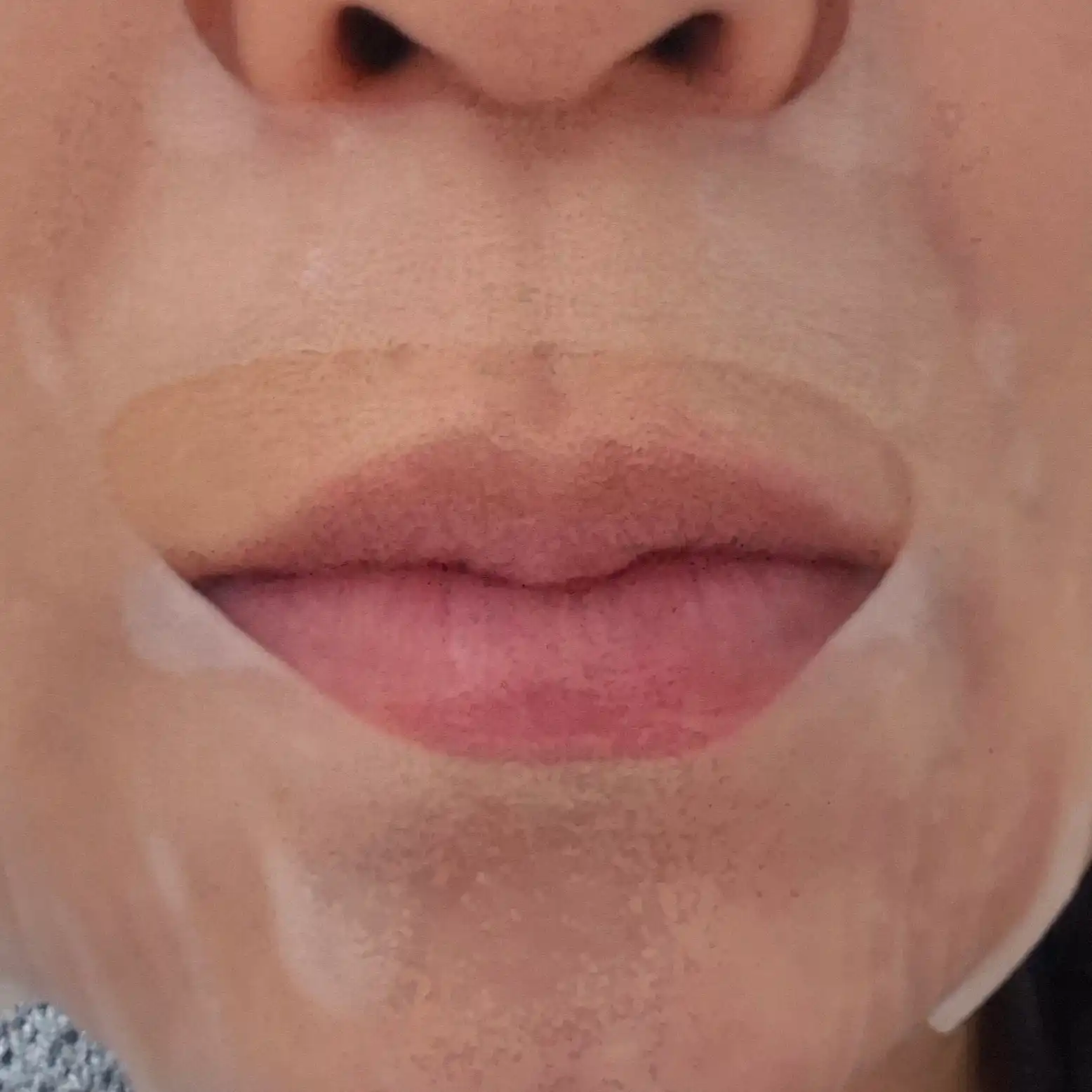 언니의파우치 리뷰 이미지 2 - [마데카소사이드 에센셜 마스크 흔적 리페어]