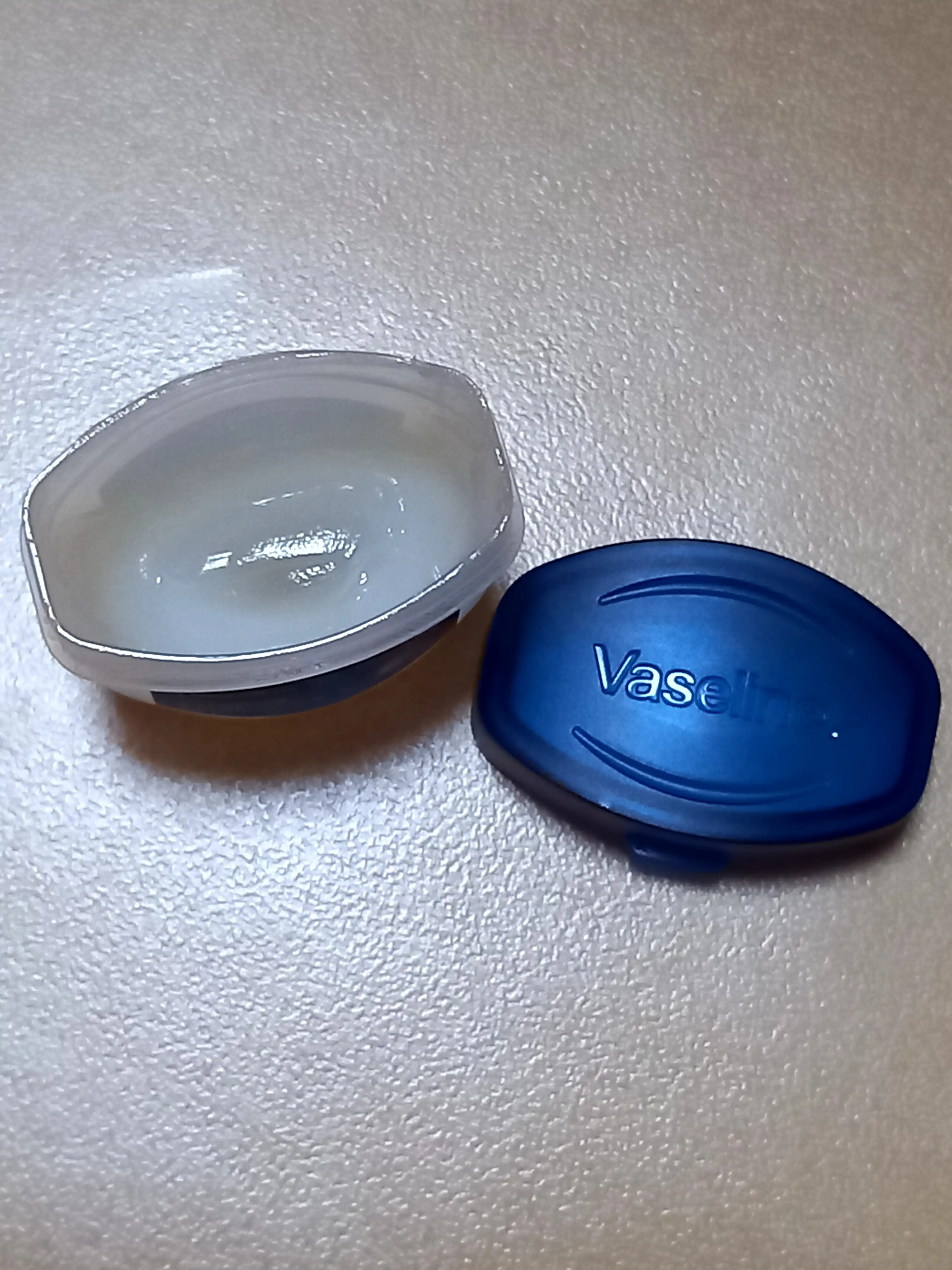 언니의파우치 리뷰 이미지 3 - [립테라피 오리지널(Jar)]