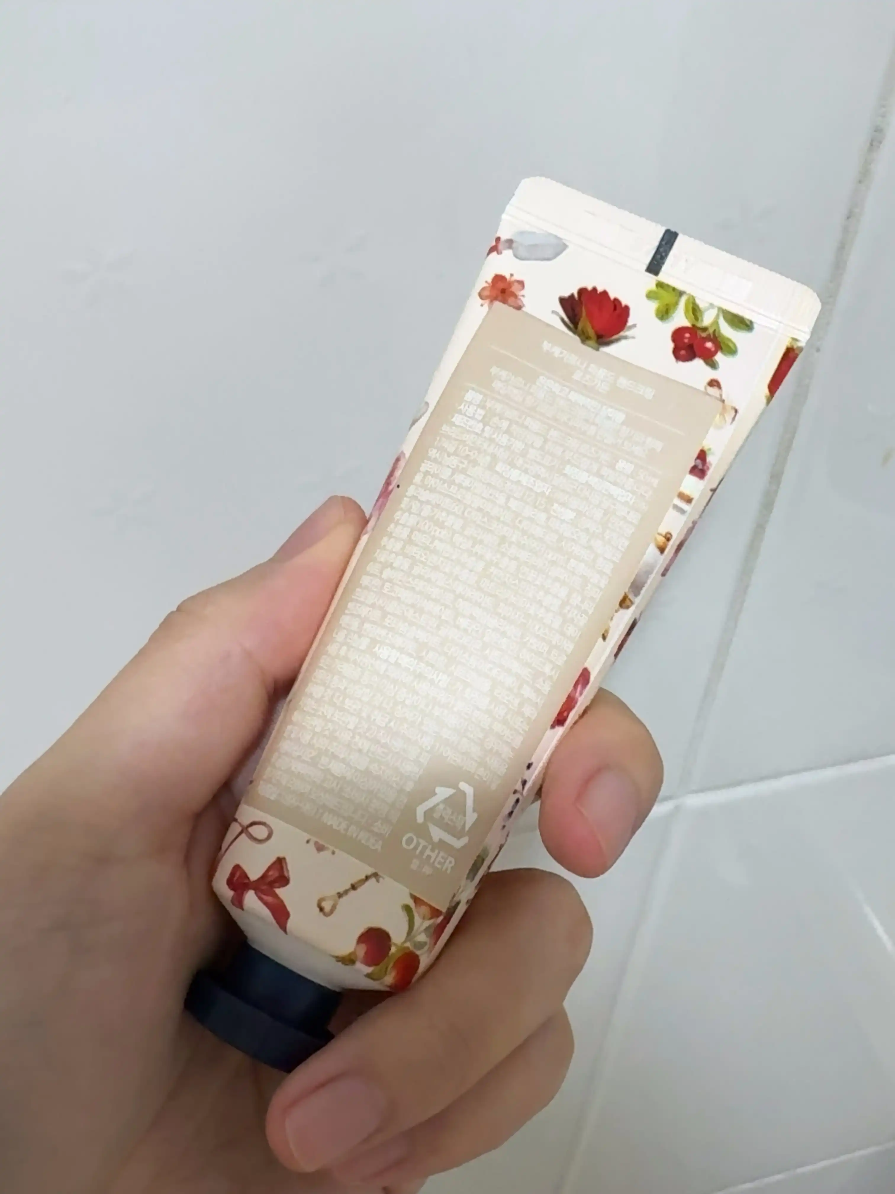 언니의파우치 리뷰 이미지 2 - [핸드크림 [로즈가든]]