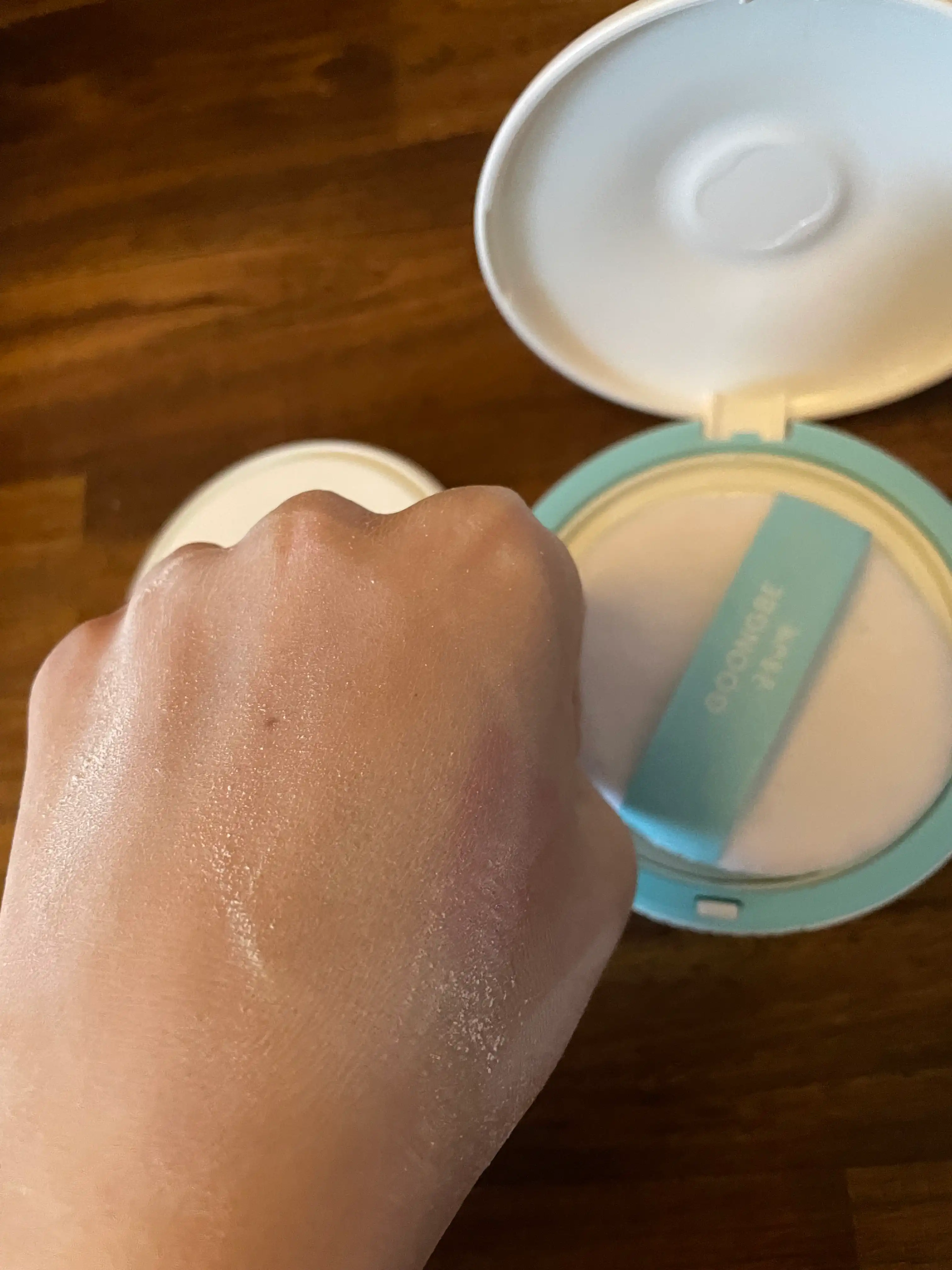 언니의파우치 리뷰 이미지 3 - [프리뮨 수딩 파우더]