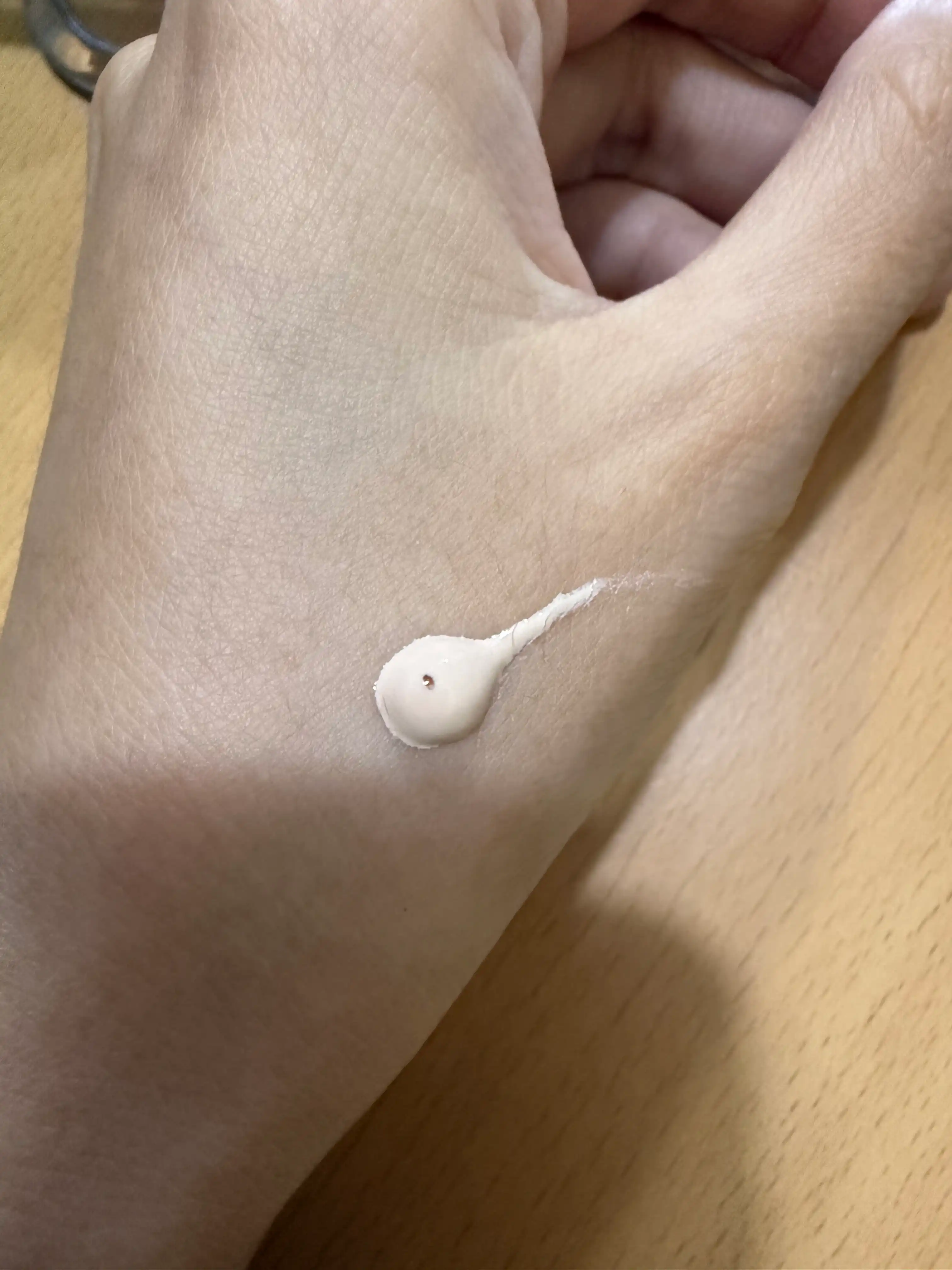 선택된 언니의파우치 리뷰 이미지 - [워터풀 톤업 선크림 커버 베이지]