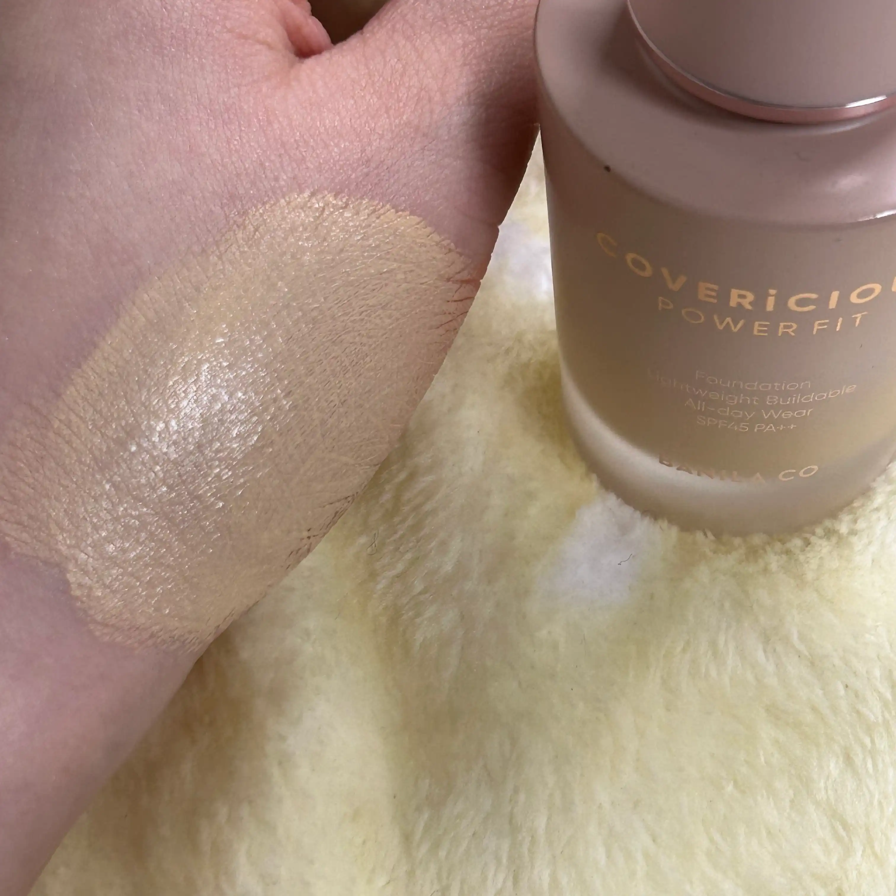 언니의파우치 리뷰 이미지 2 - [커버리셔스 파워 핏 파운데이션]