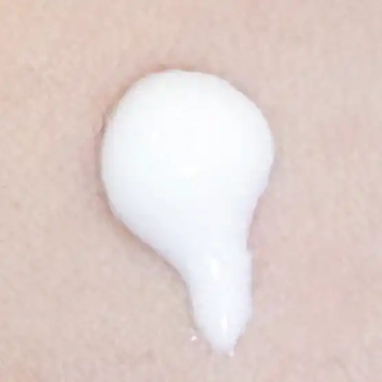 언니의파우치 리뷰 이미지 2 - [자작나무 수분 선크림]