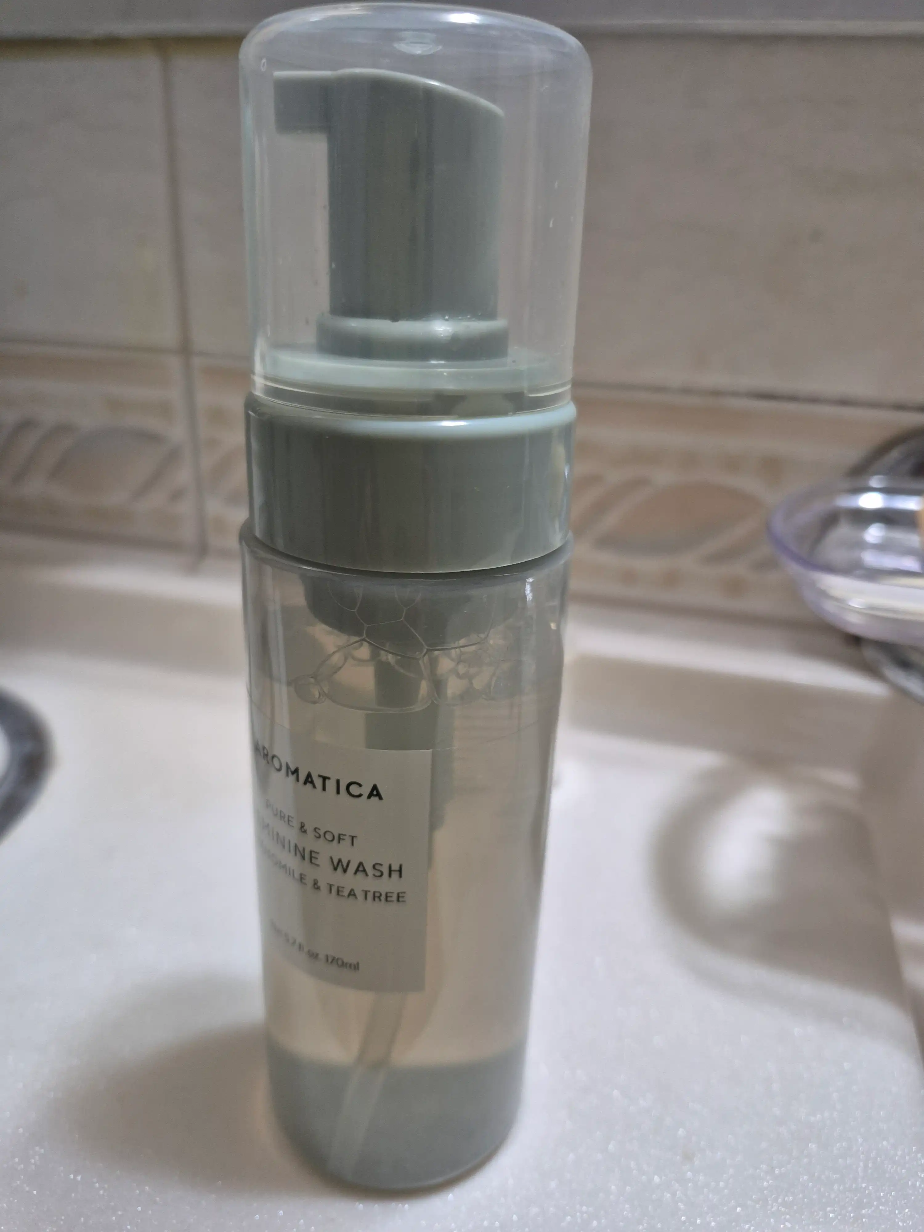 언니의파우치 리뷰 이미지 2 - [퓨어 앤 소프트 여성청결제 캐모마일 앤 티트리]