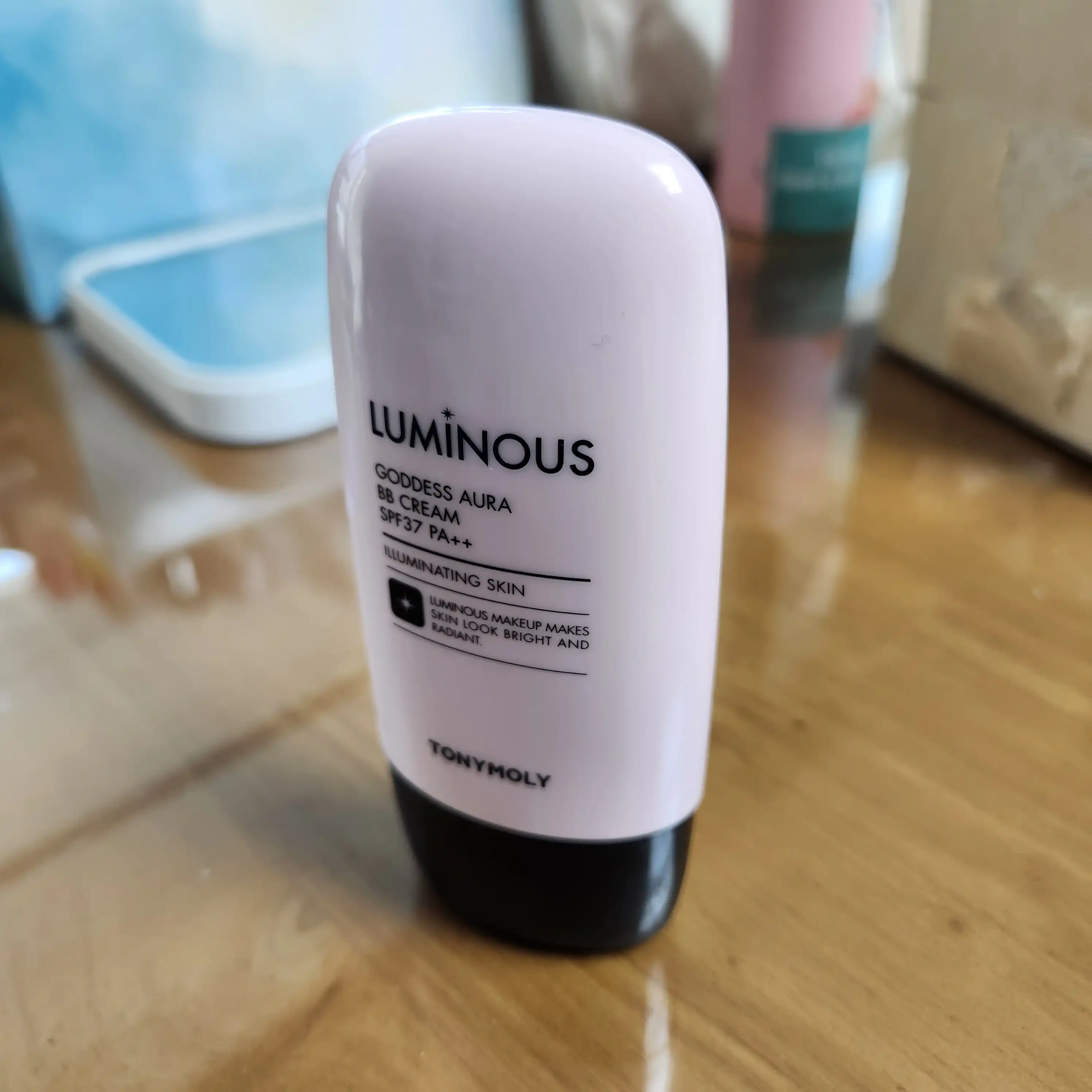 언니의파우치 리뷰 이미지 2 - [루미너스 여신 광채 비비]