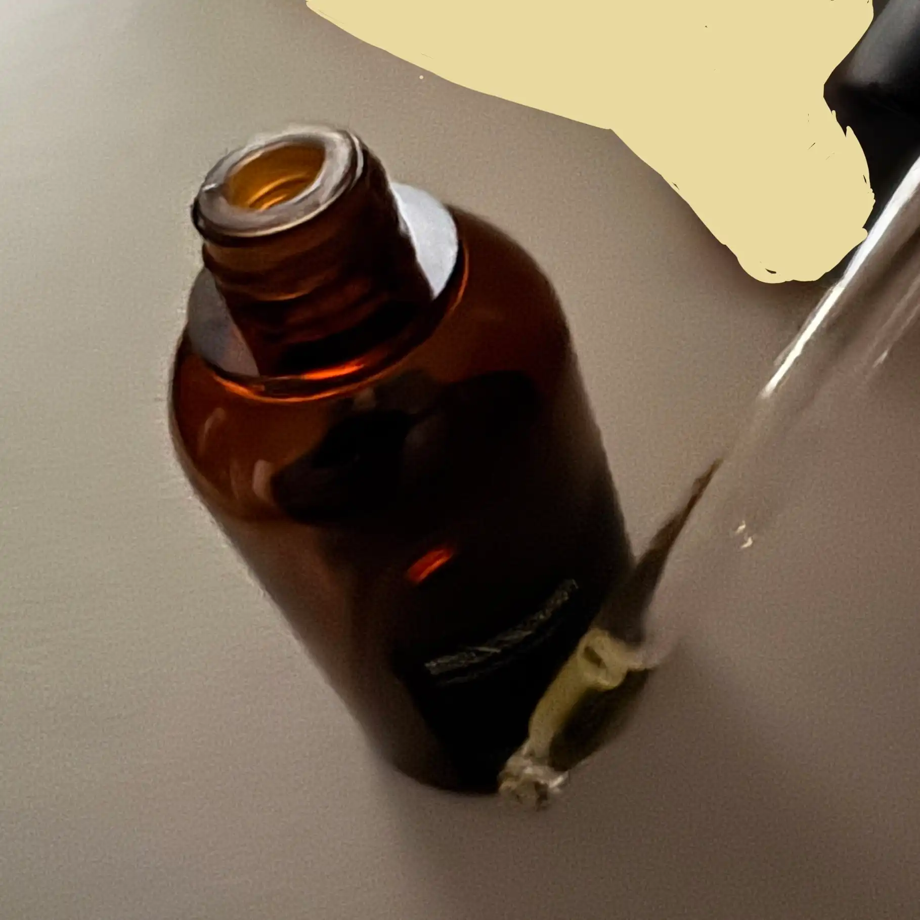 언니의파우치 리뷰 이미지 2 - [두피 앤 헤어 에센스 ]