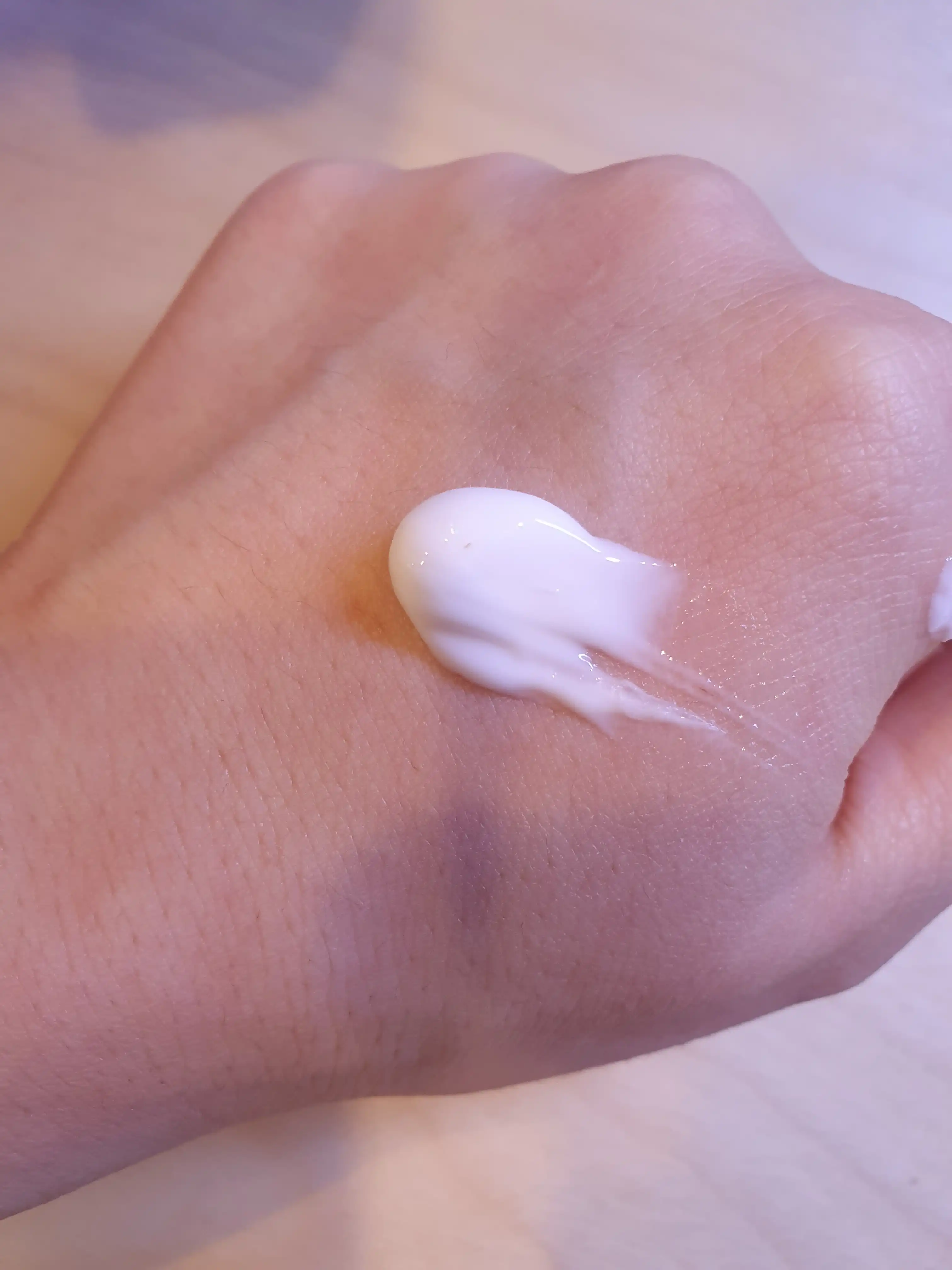 언니의파우치 리뷰 이미지 2 - [핸드 앤 네일 크림 인텐시브]