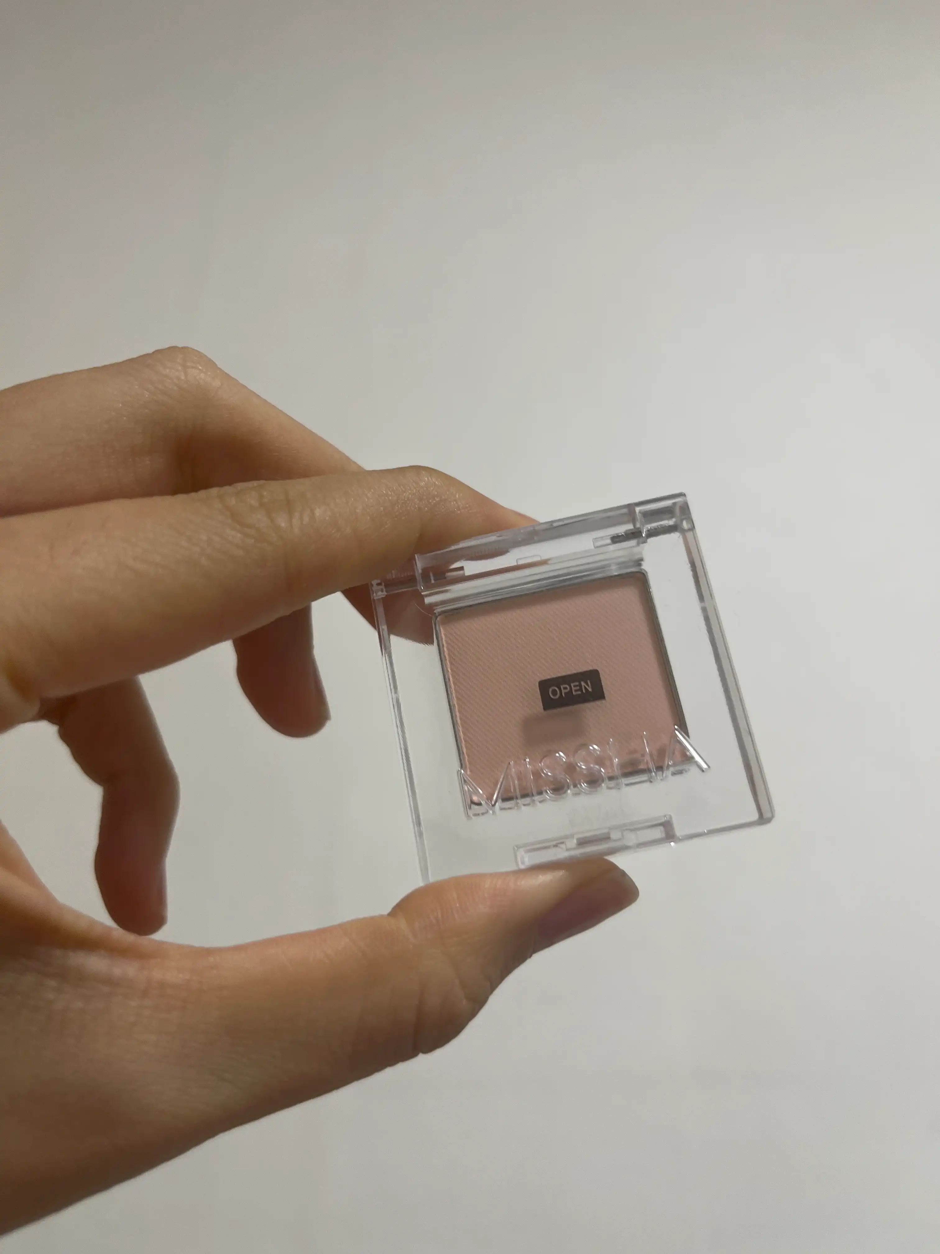 언니의파우치 리뷰 이미지 - [모던 섀도우]